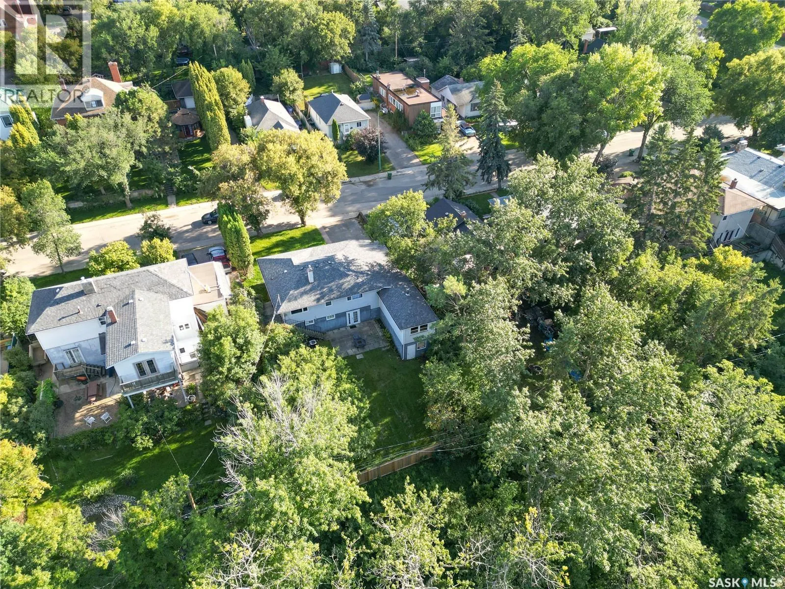 324 19th STREET W
