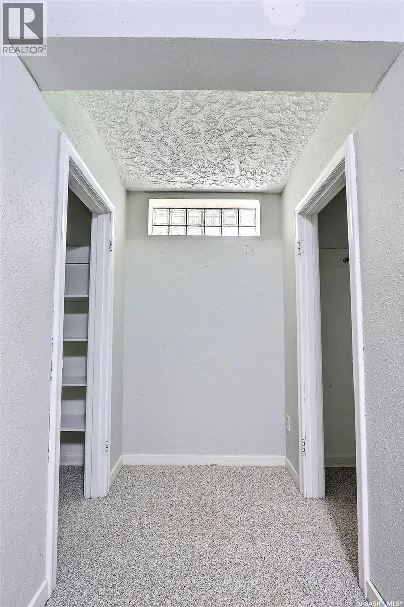 324 19th STREET W