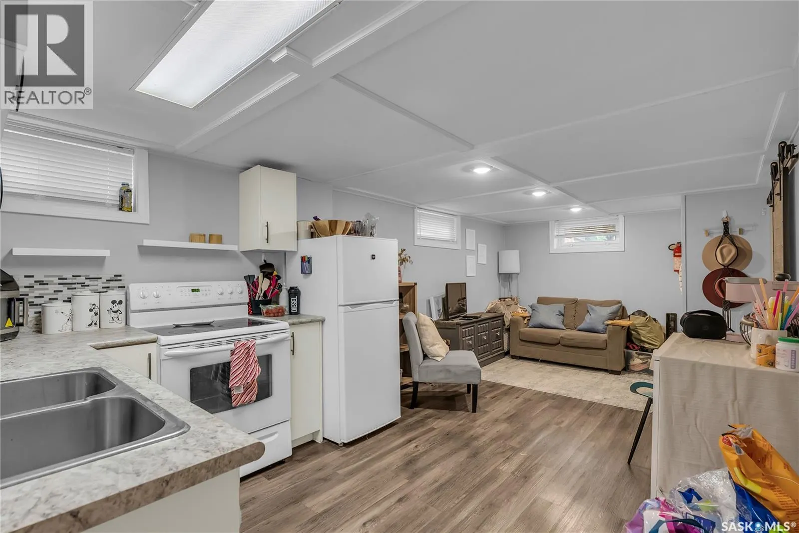 306 109th STREET W