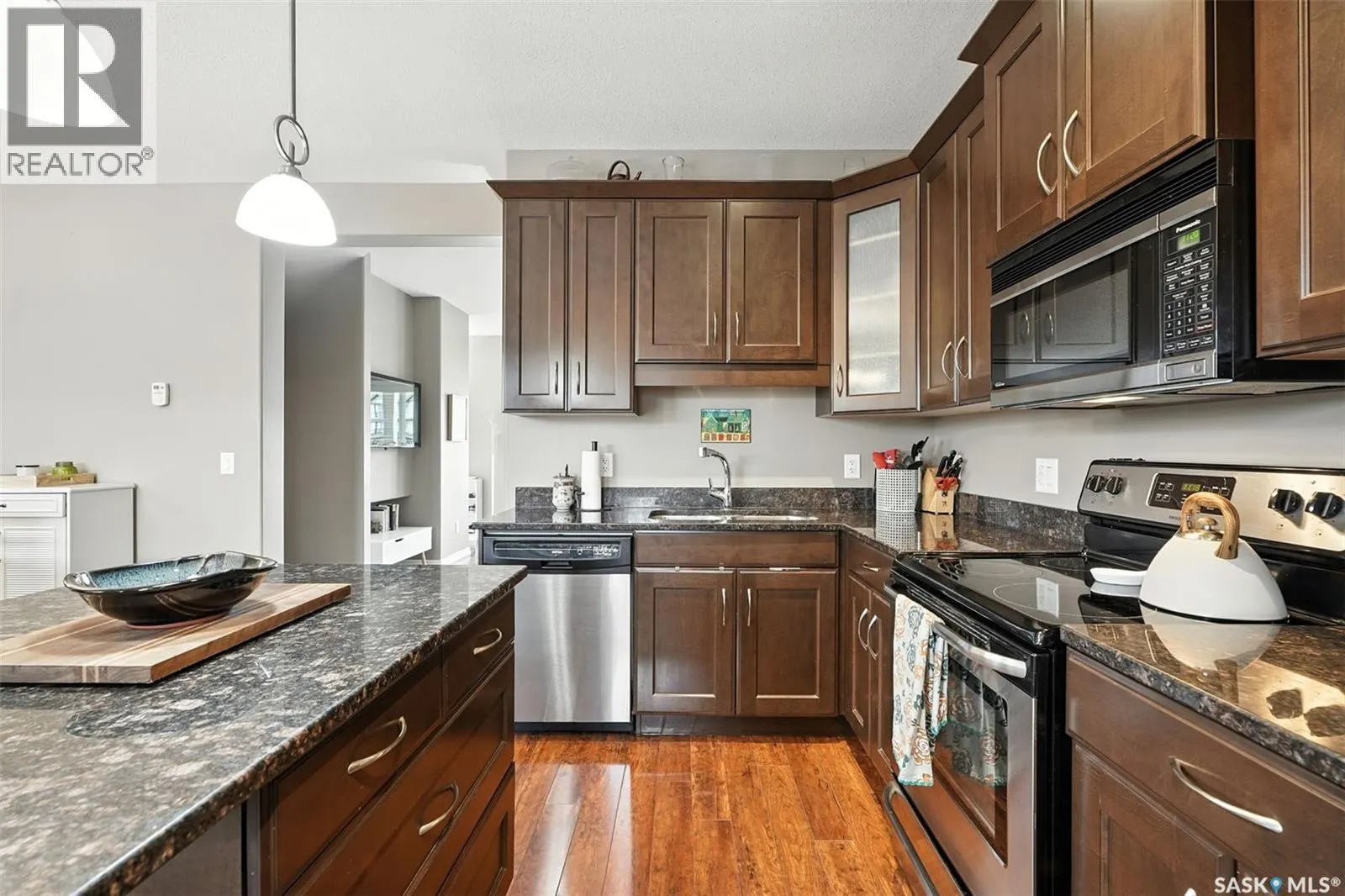 1026 Willowgrove CRESCENT