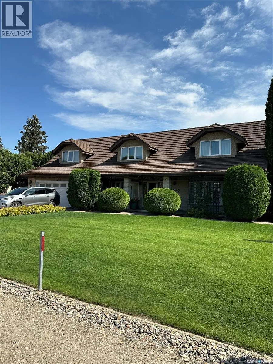 1540 Crerar DRIVE