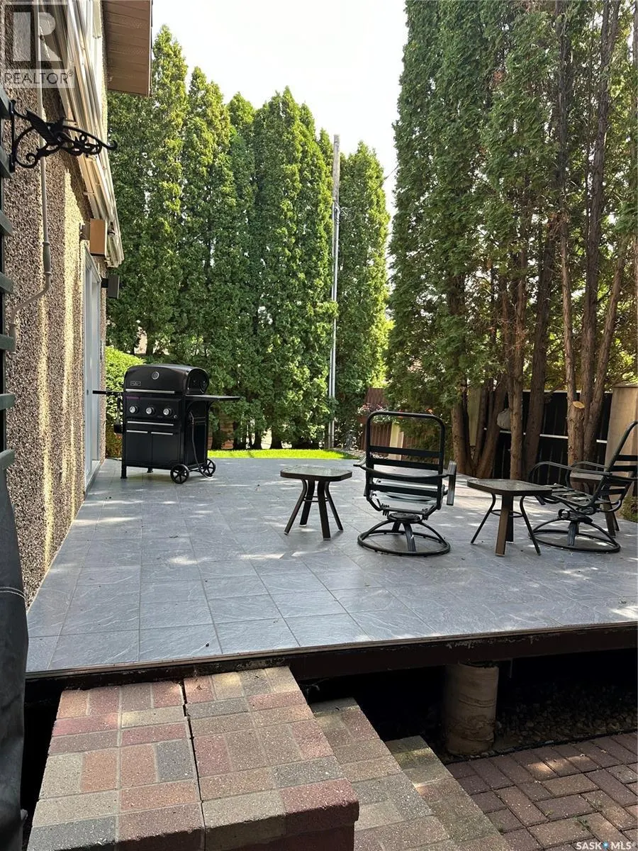 1540 Crerar DRIVE