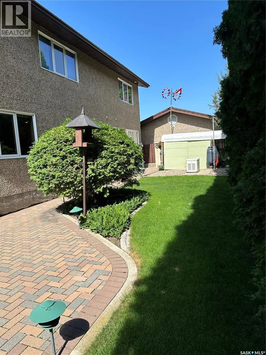 1540 Crerar DRIVE