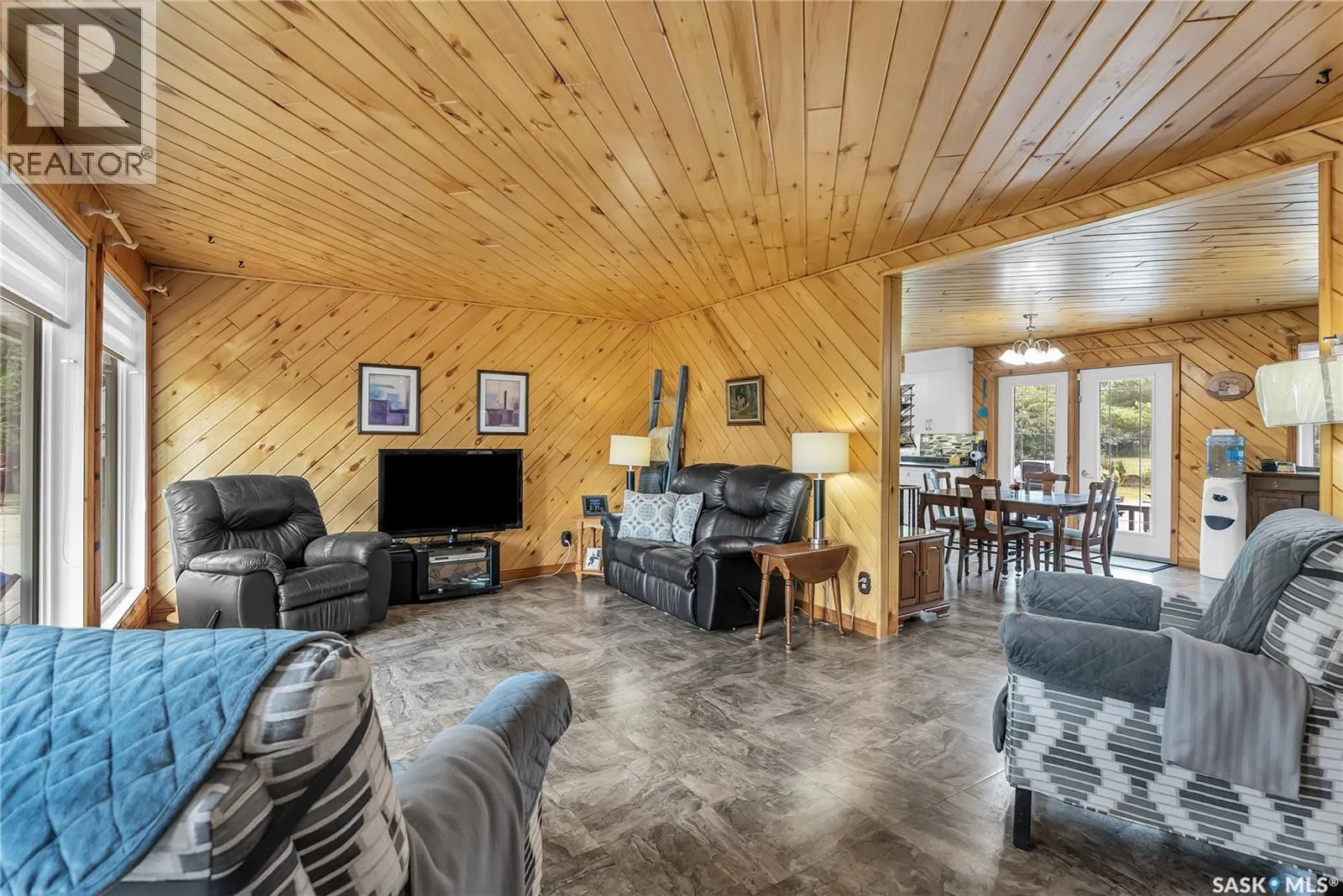 41 Silver Willow Road