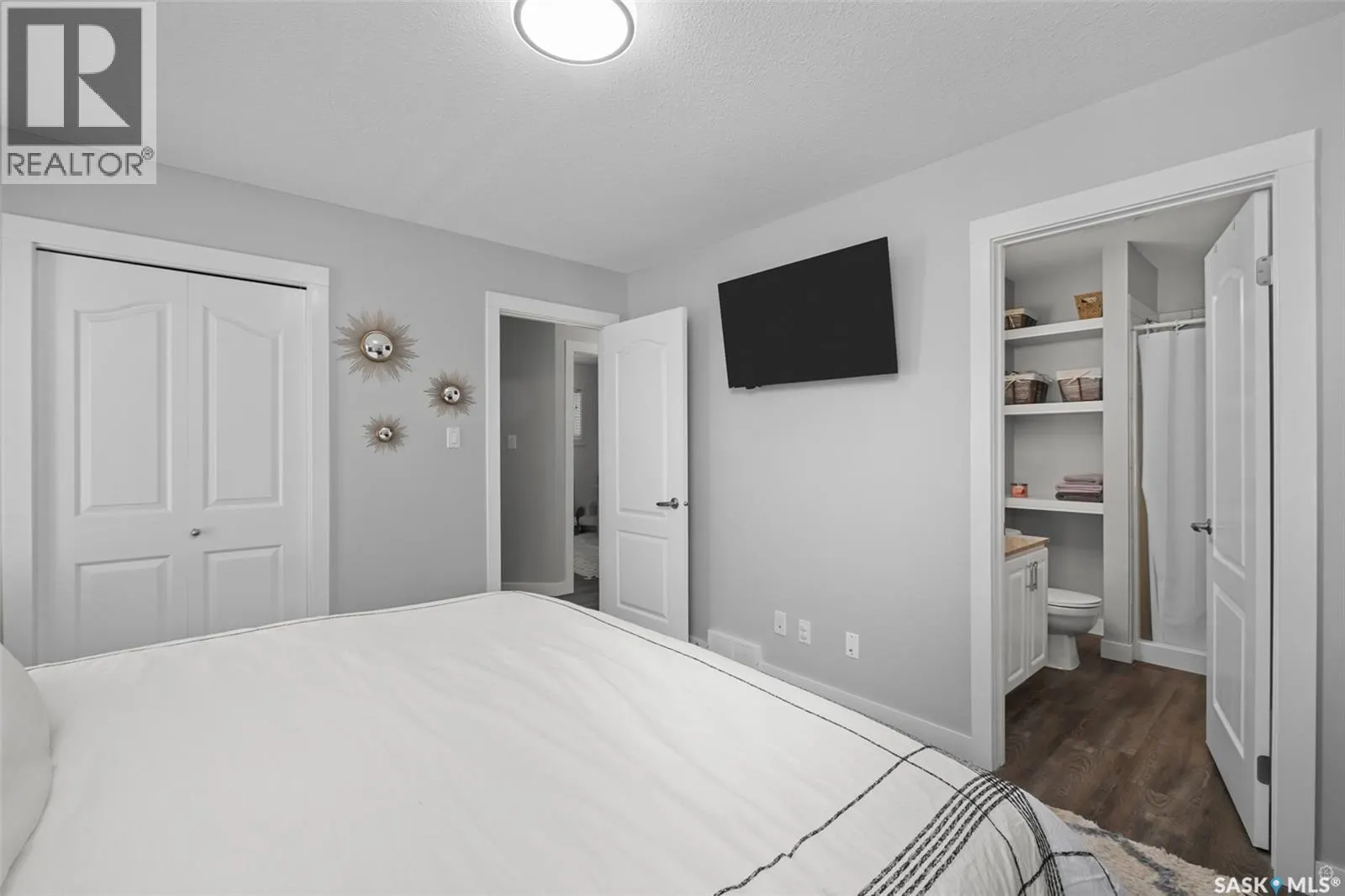 120 26th STREET E