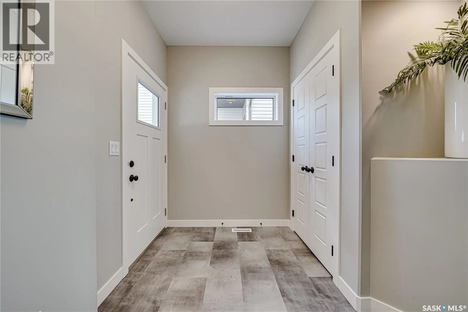 483 Doran CRESCENT