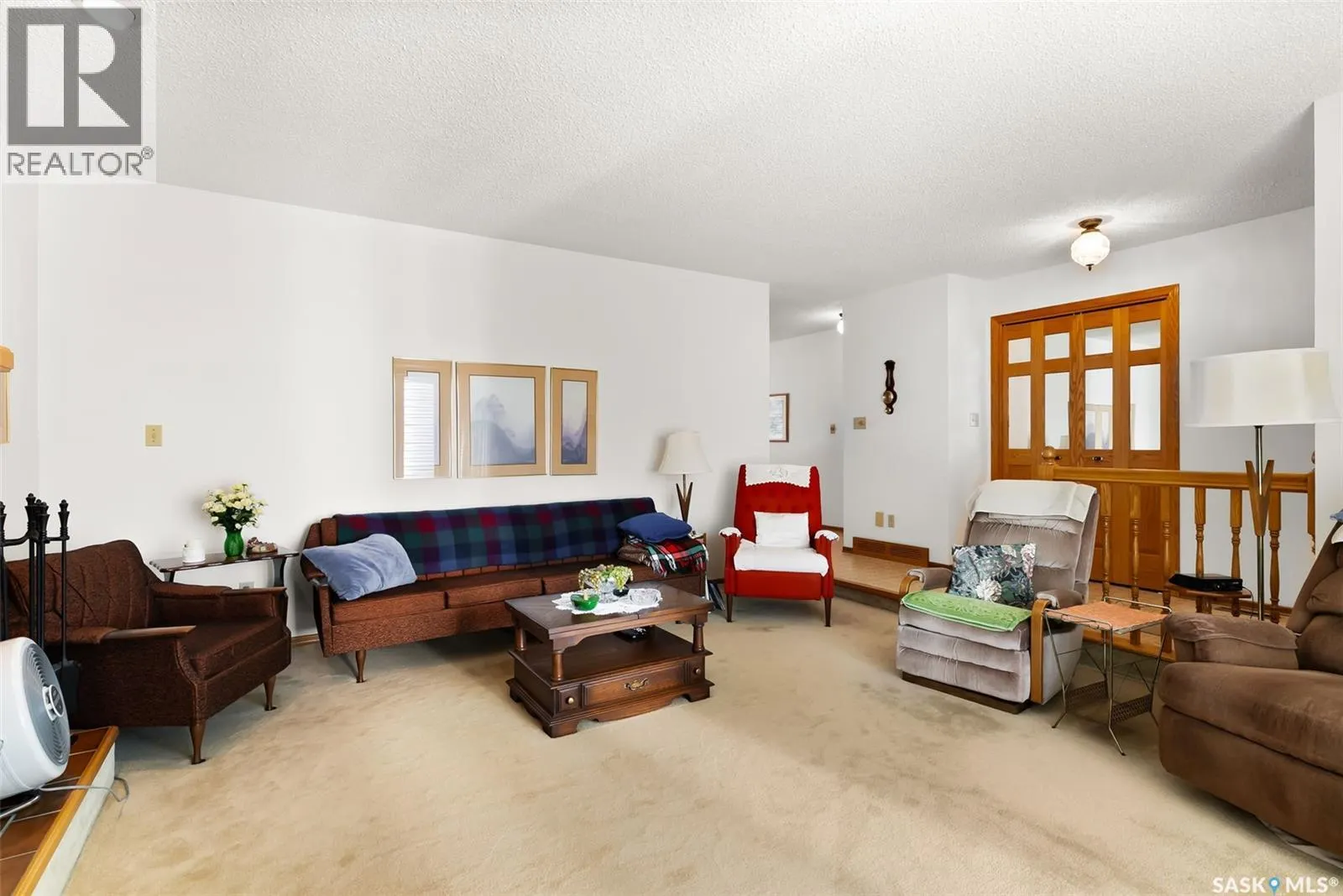 2102 Hanover CRESCENT E
