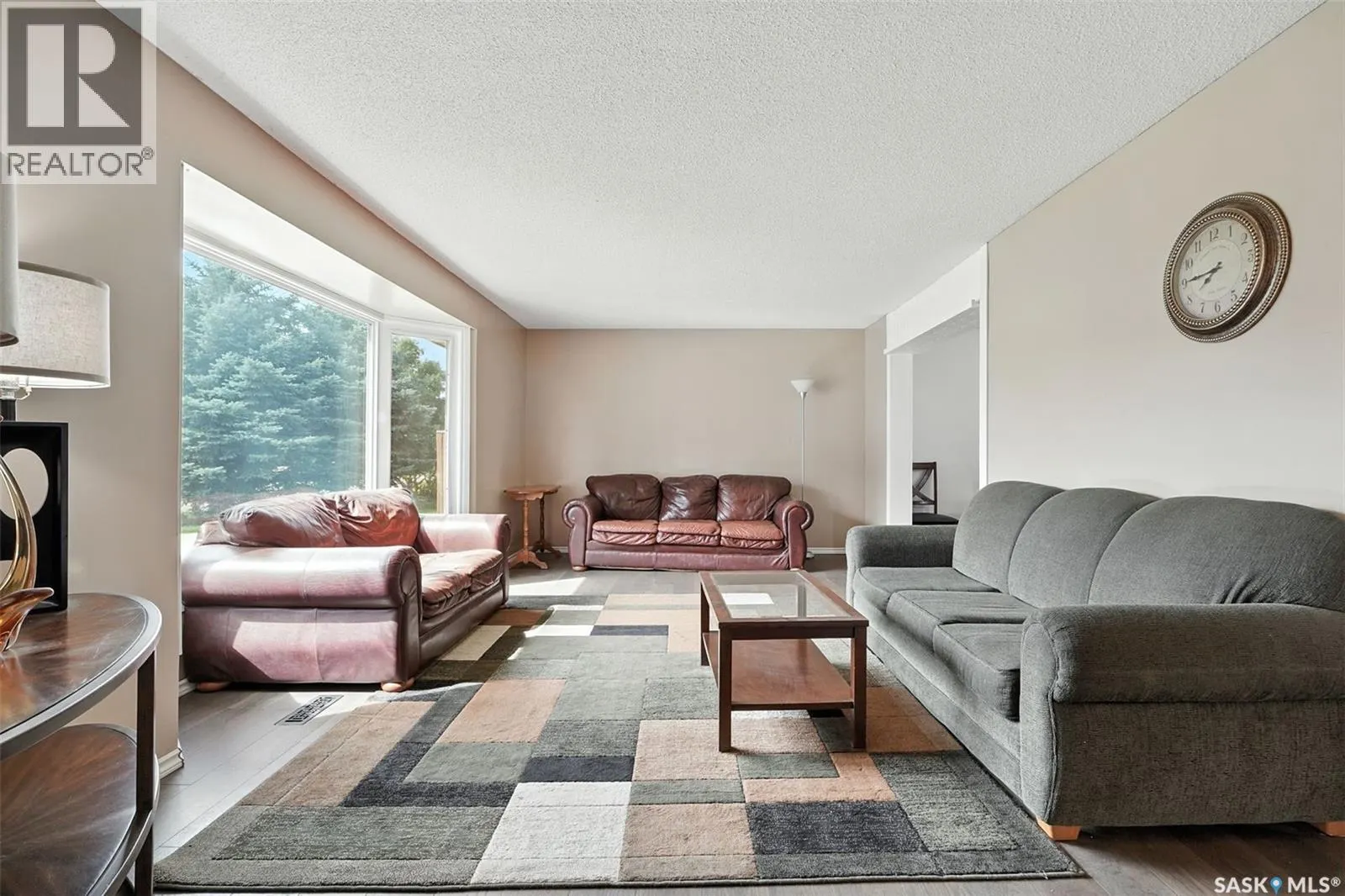 6 Capilano DRIVE