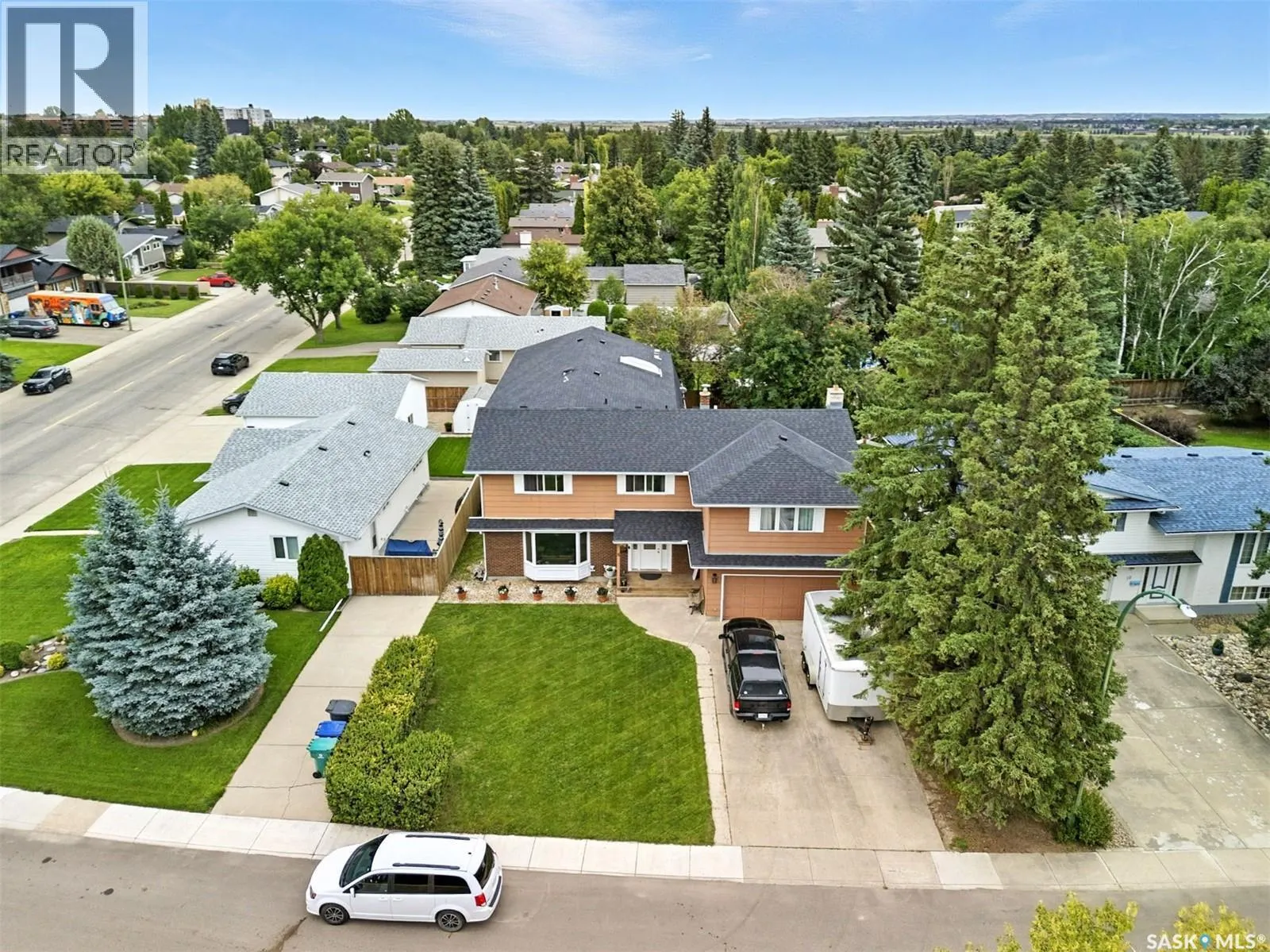 6 Capilano DRIVE
