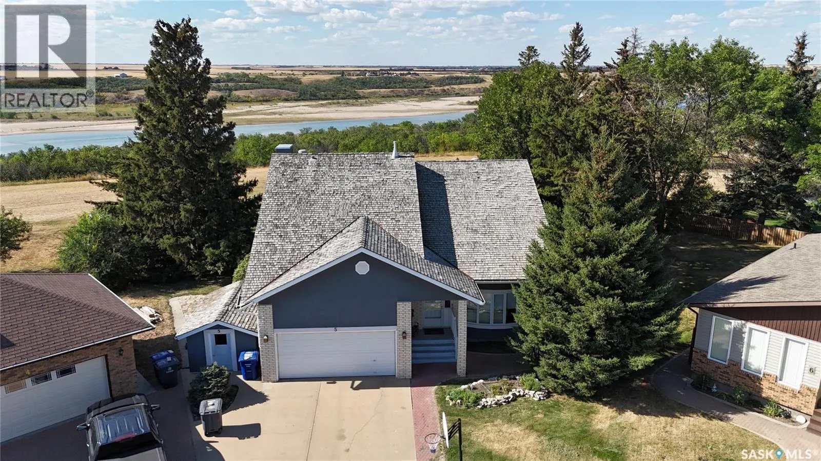 5 Poplar PLACE