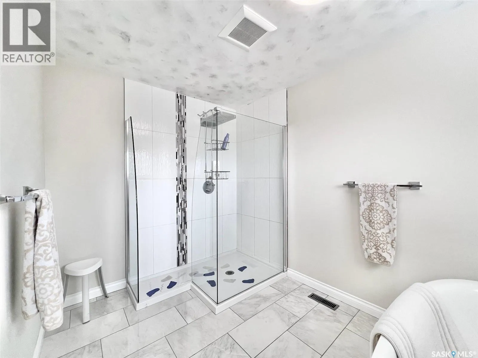 5 Poplar PLACE