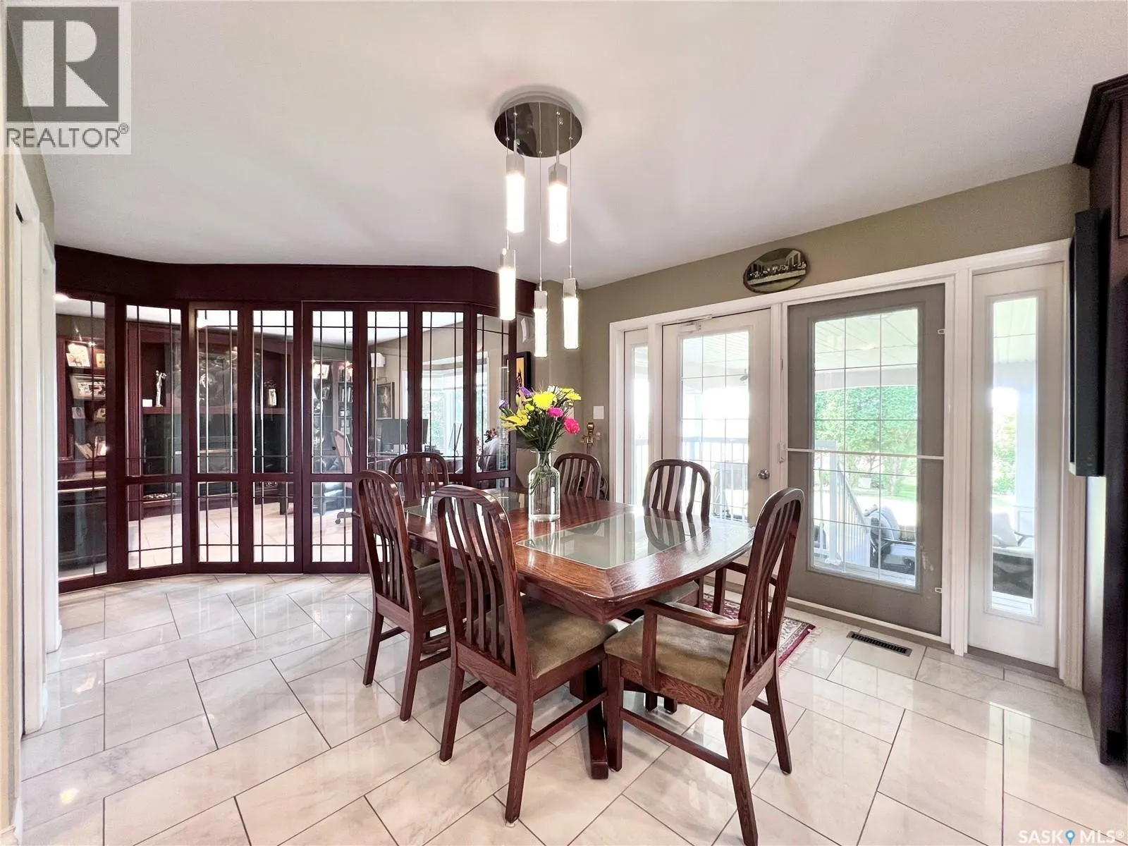5 Poplar PLACE