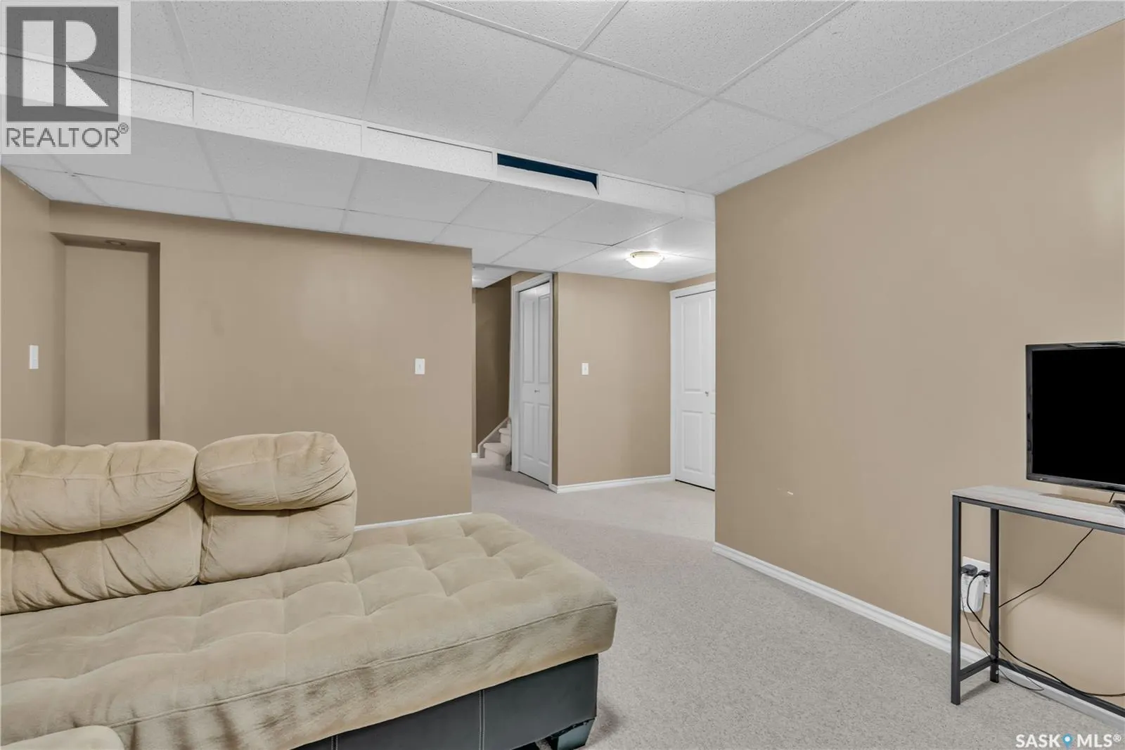 209 615 Lynd CRESCENT