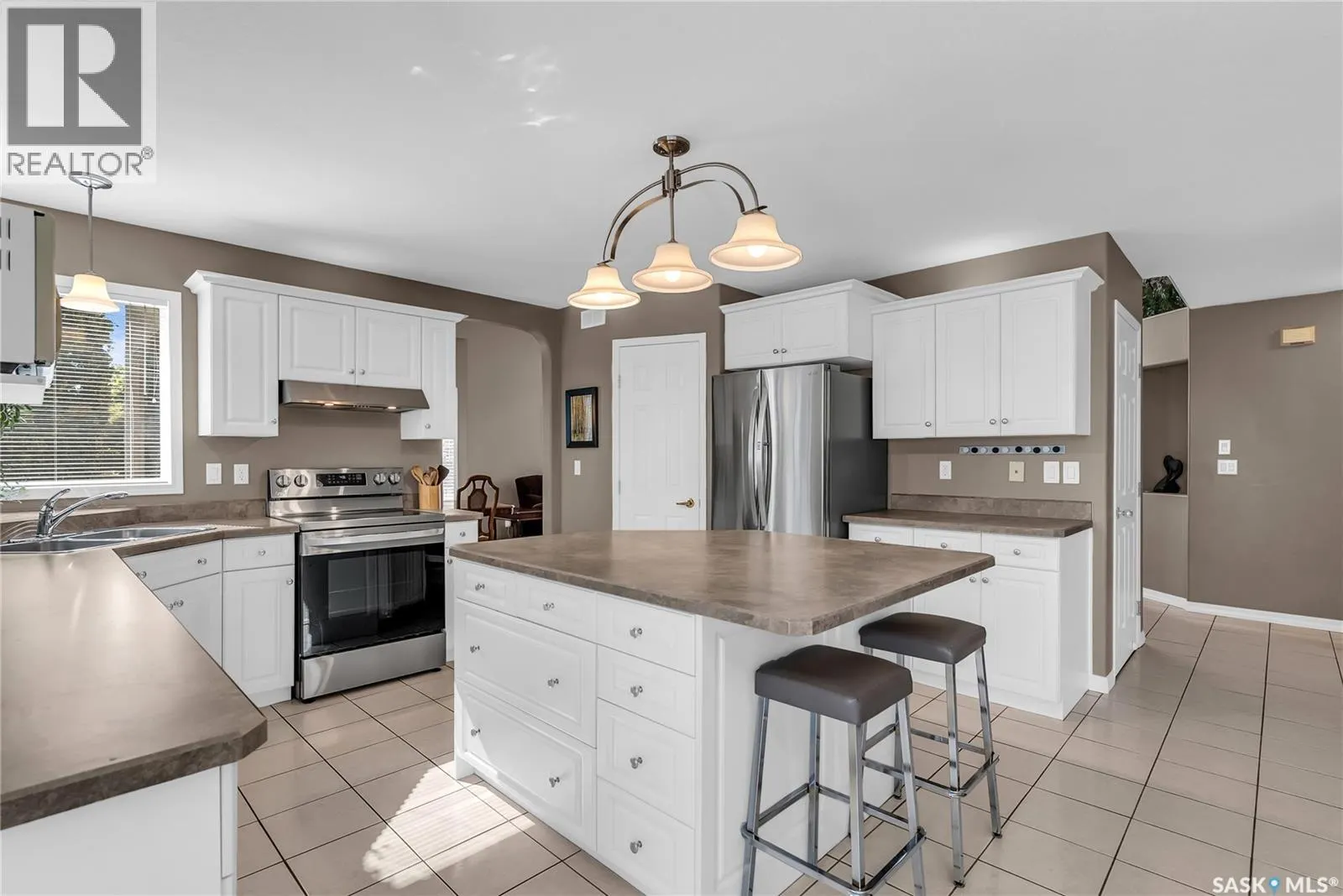 318 Mendel COVE