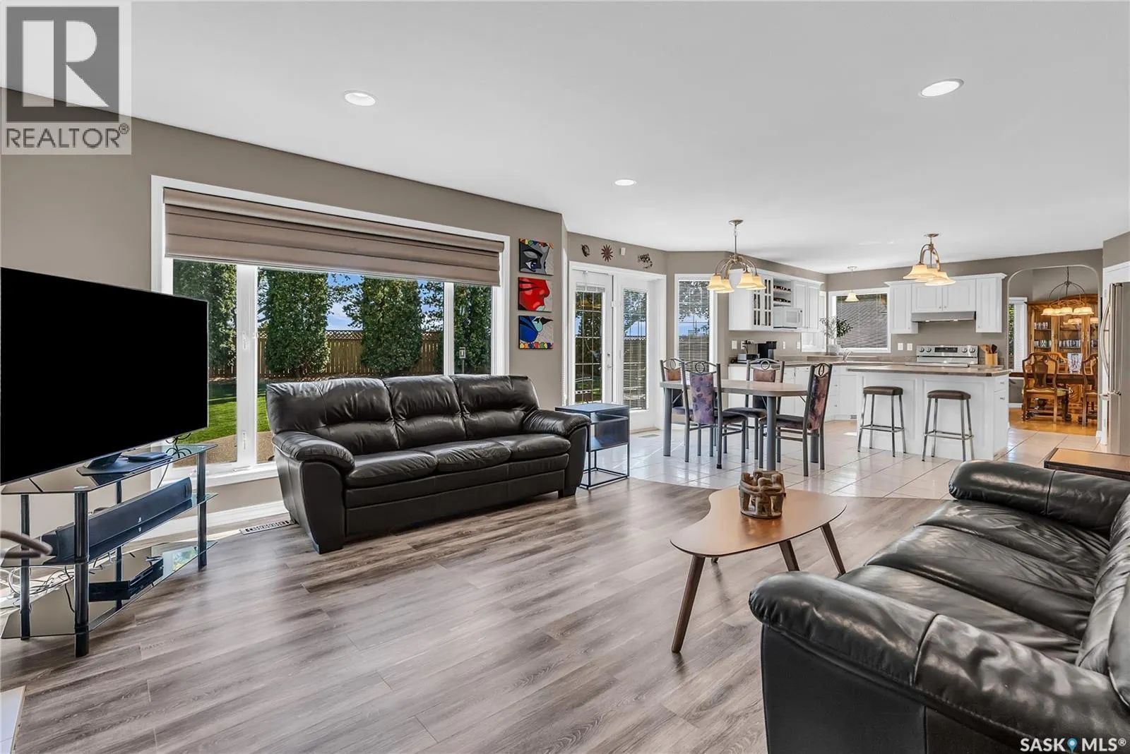 318 Mendel COVE