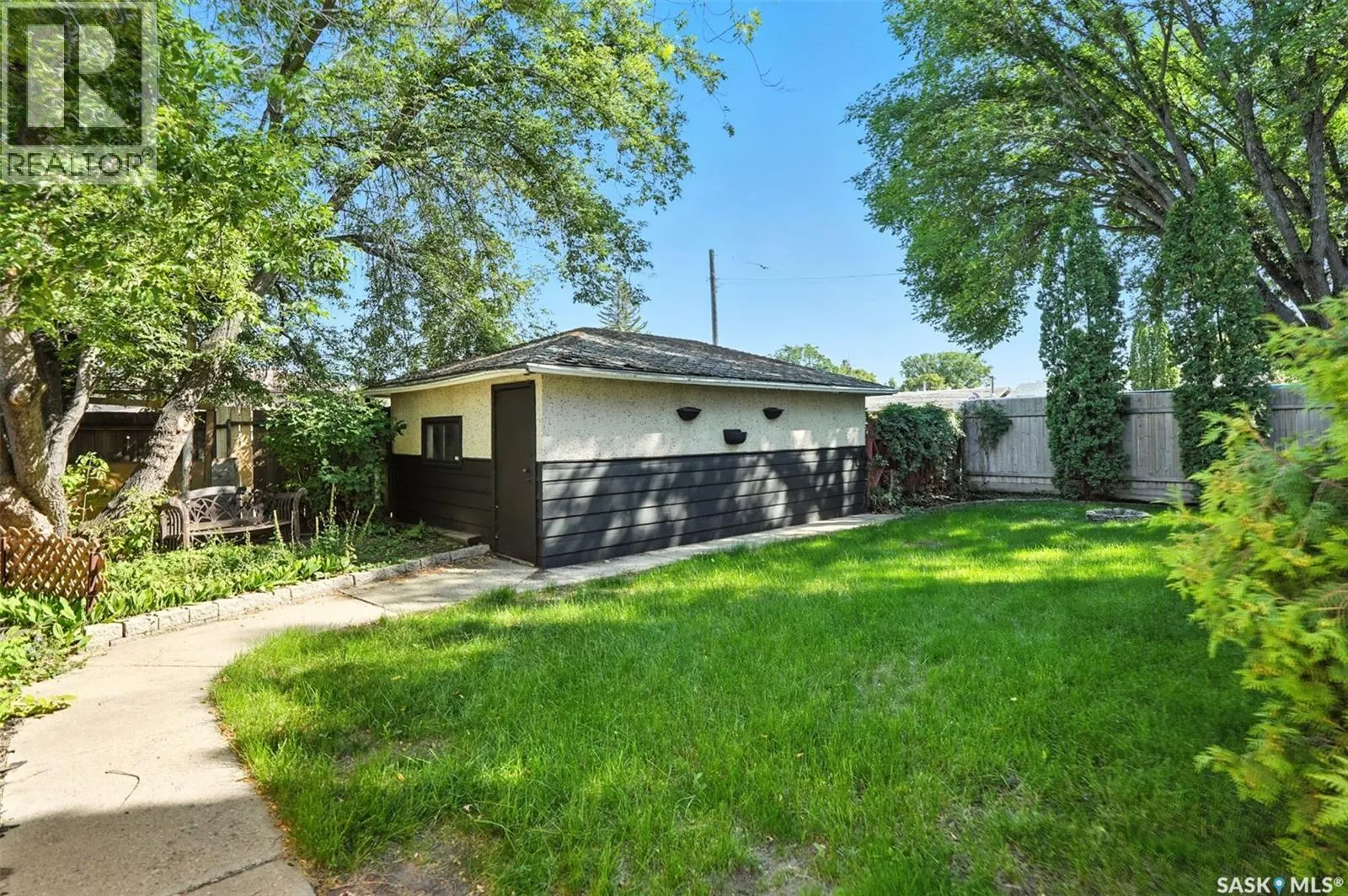 2616 20th STREET W
