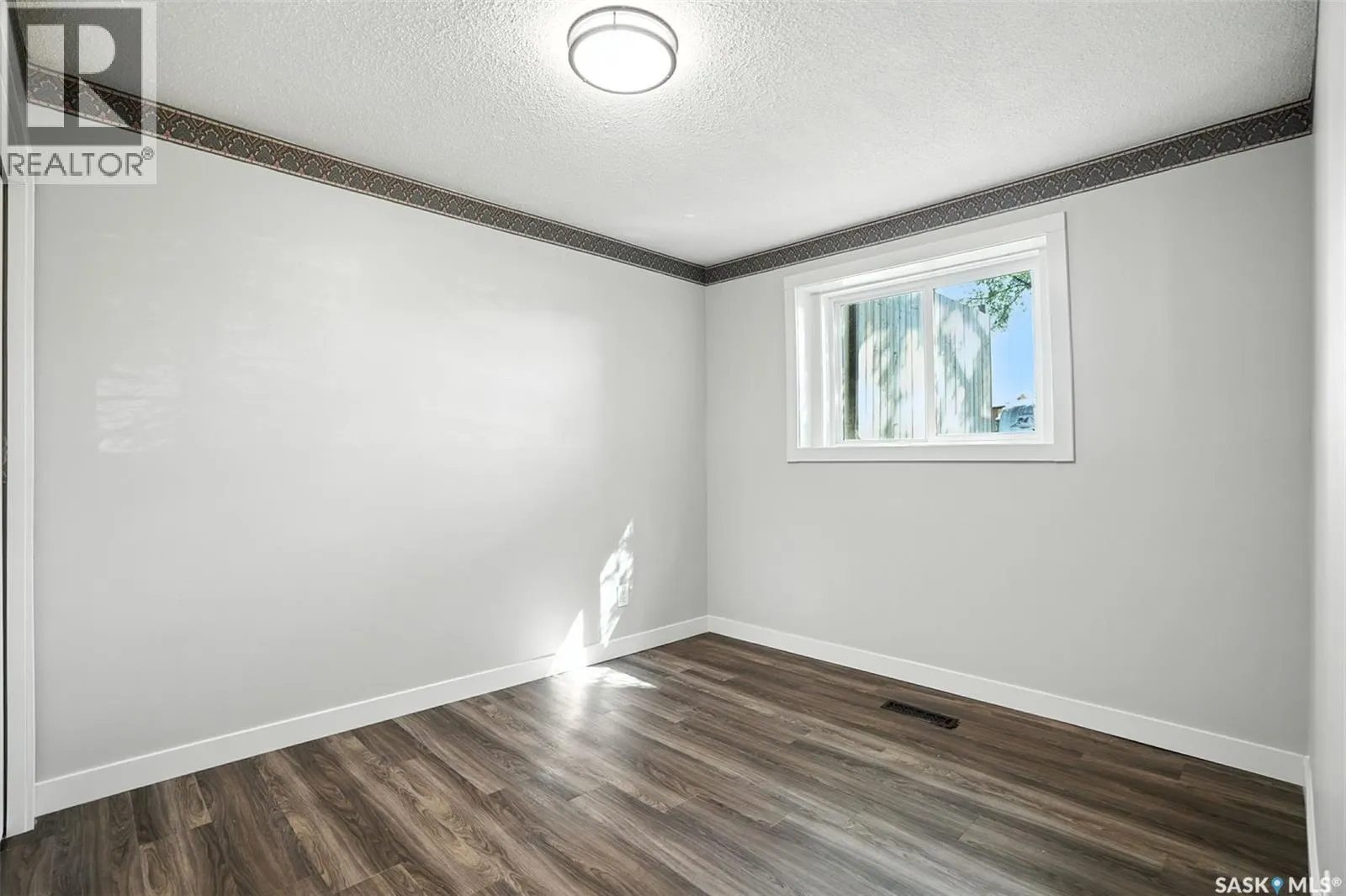 2616 20th STREET W