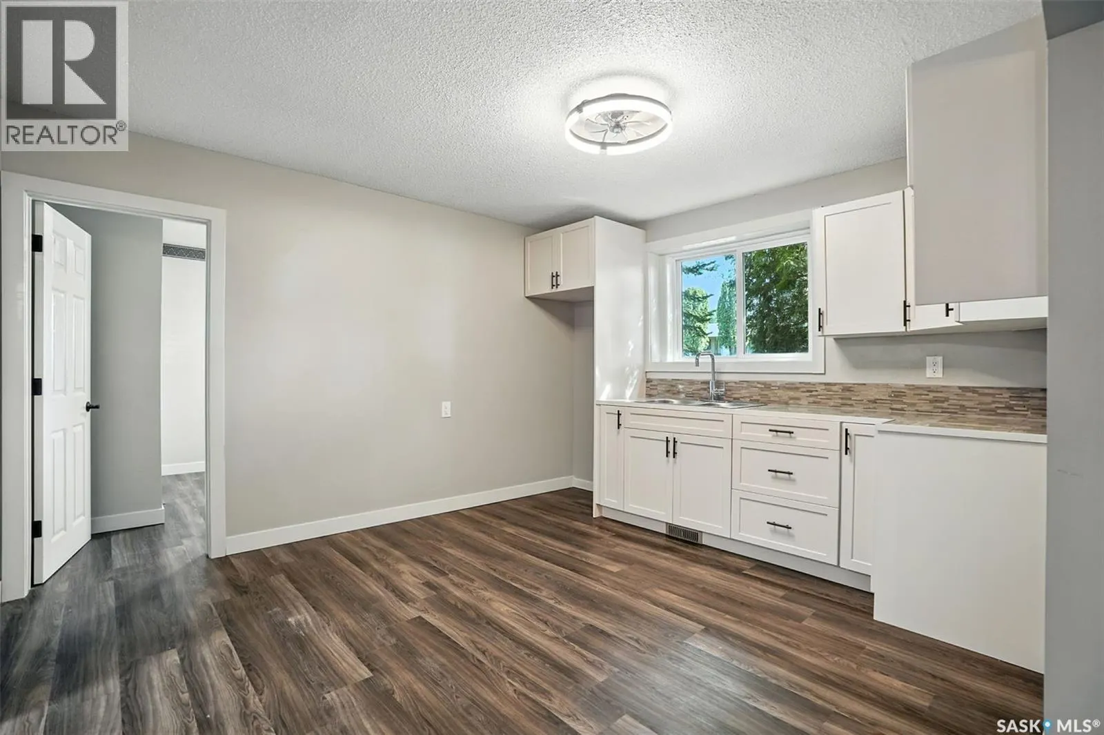 2616 20th STREET W