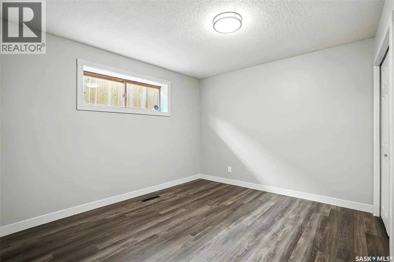 2616 20th STREET W