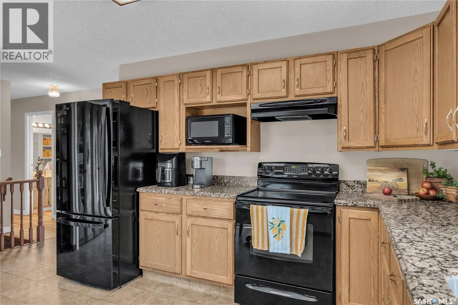 502 Brightsand CRESCENT