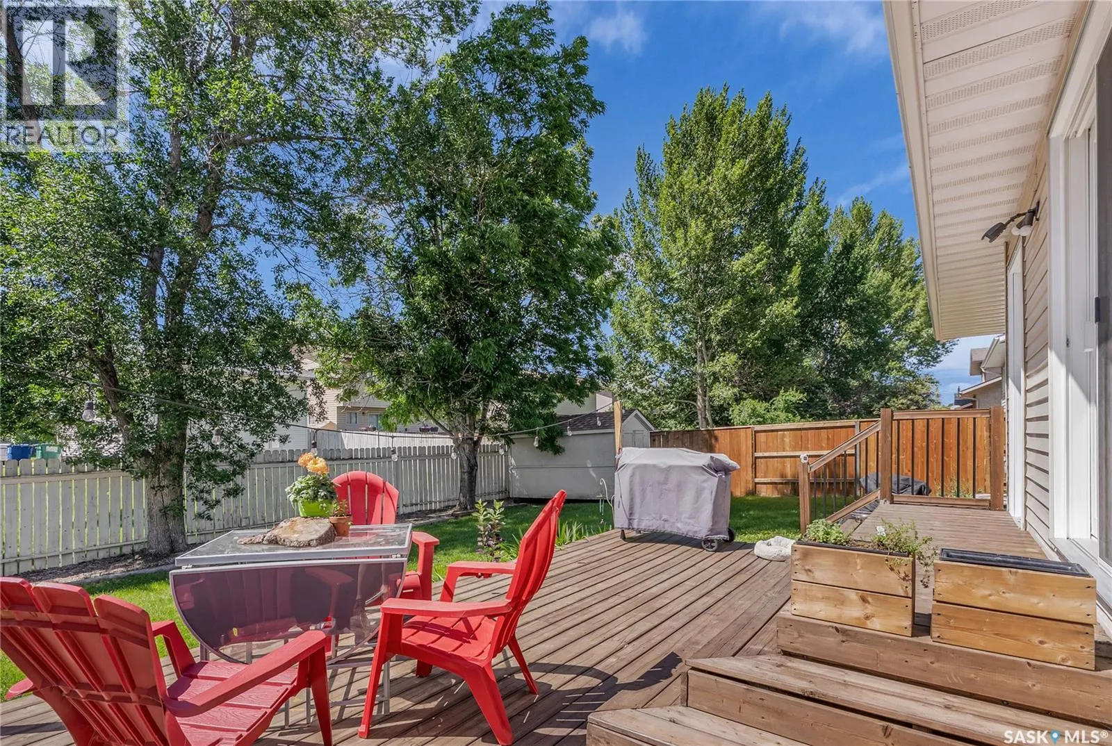 502 Brightsand CRESCENT