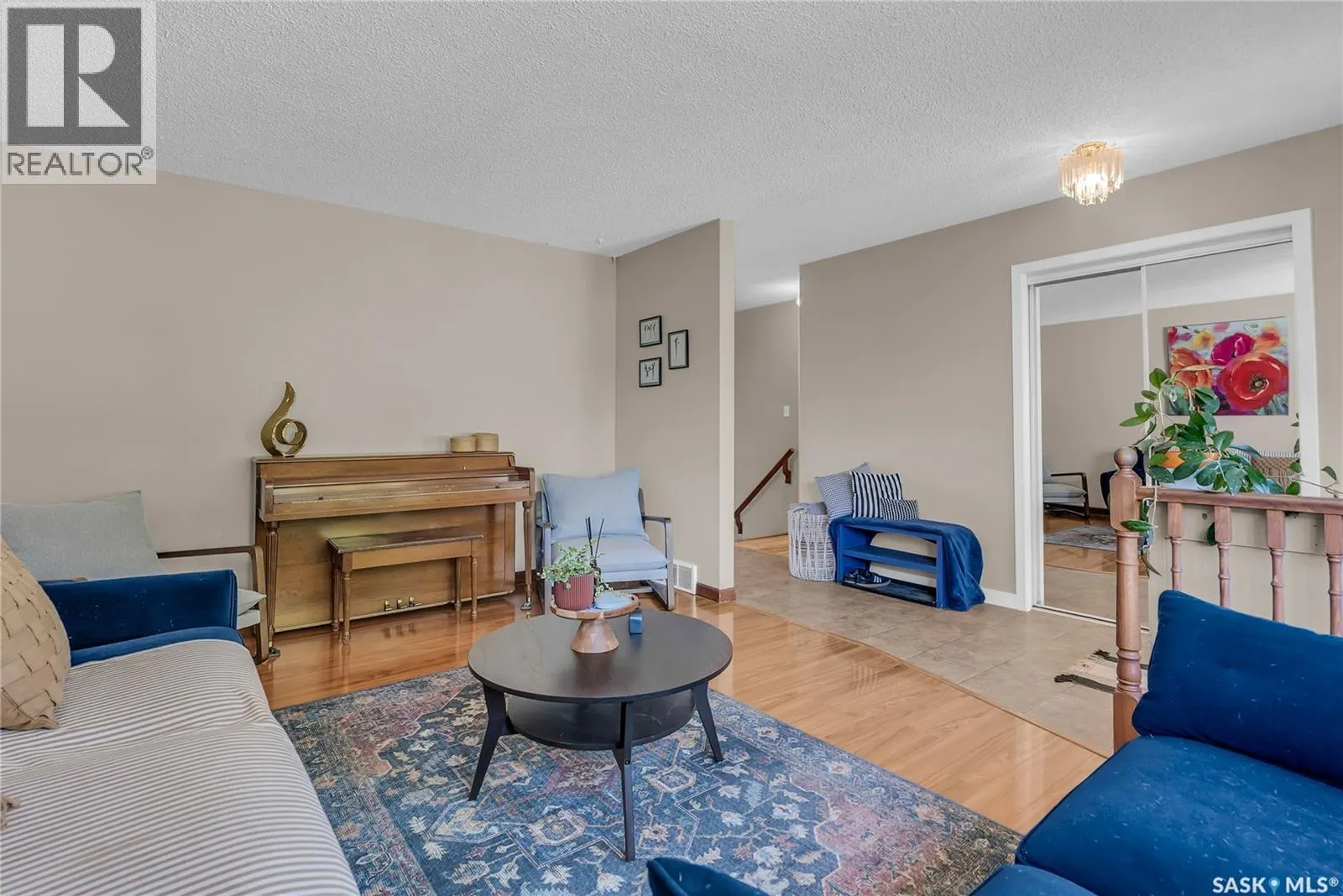 502 Brightsand CRESCENT