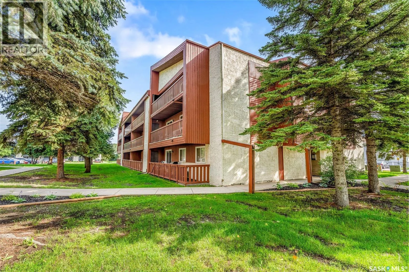 502 1580 Olive Diefenbaker DRIVE