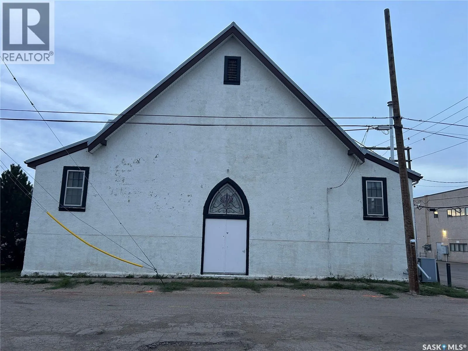 27 Hochelaga STREET W