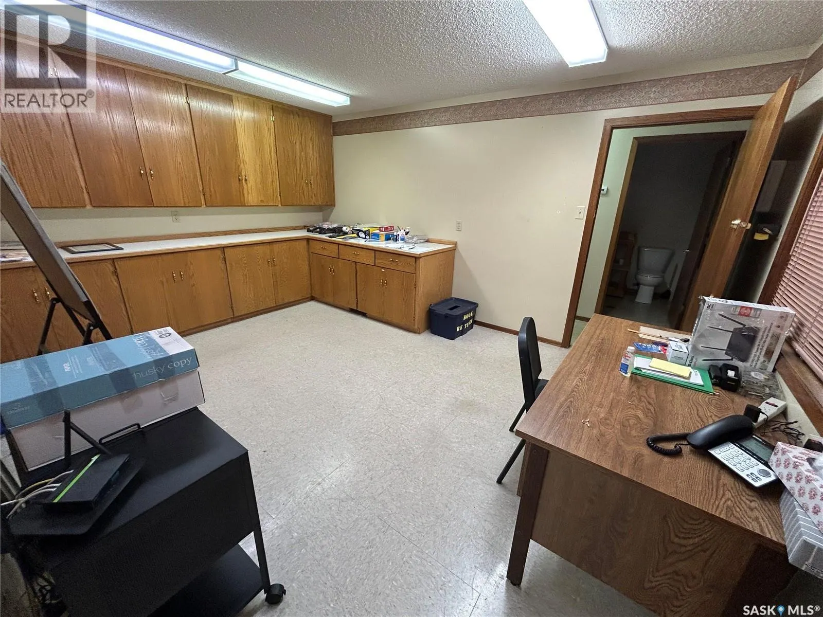 27 Hochelaga STREET W