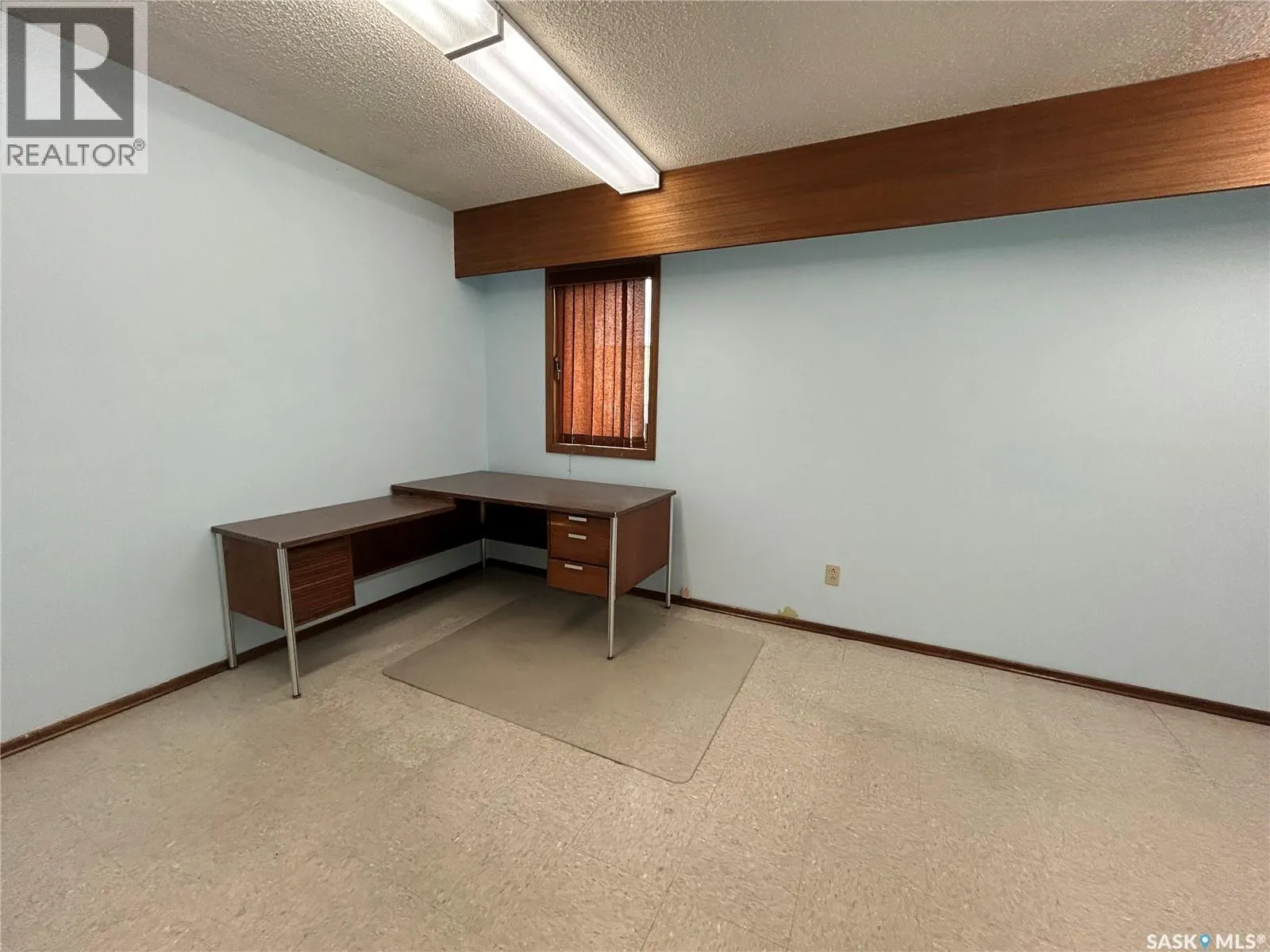 27 Hochelaga STREET W
