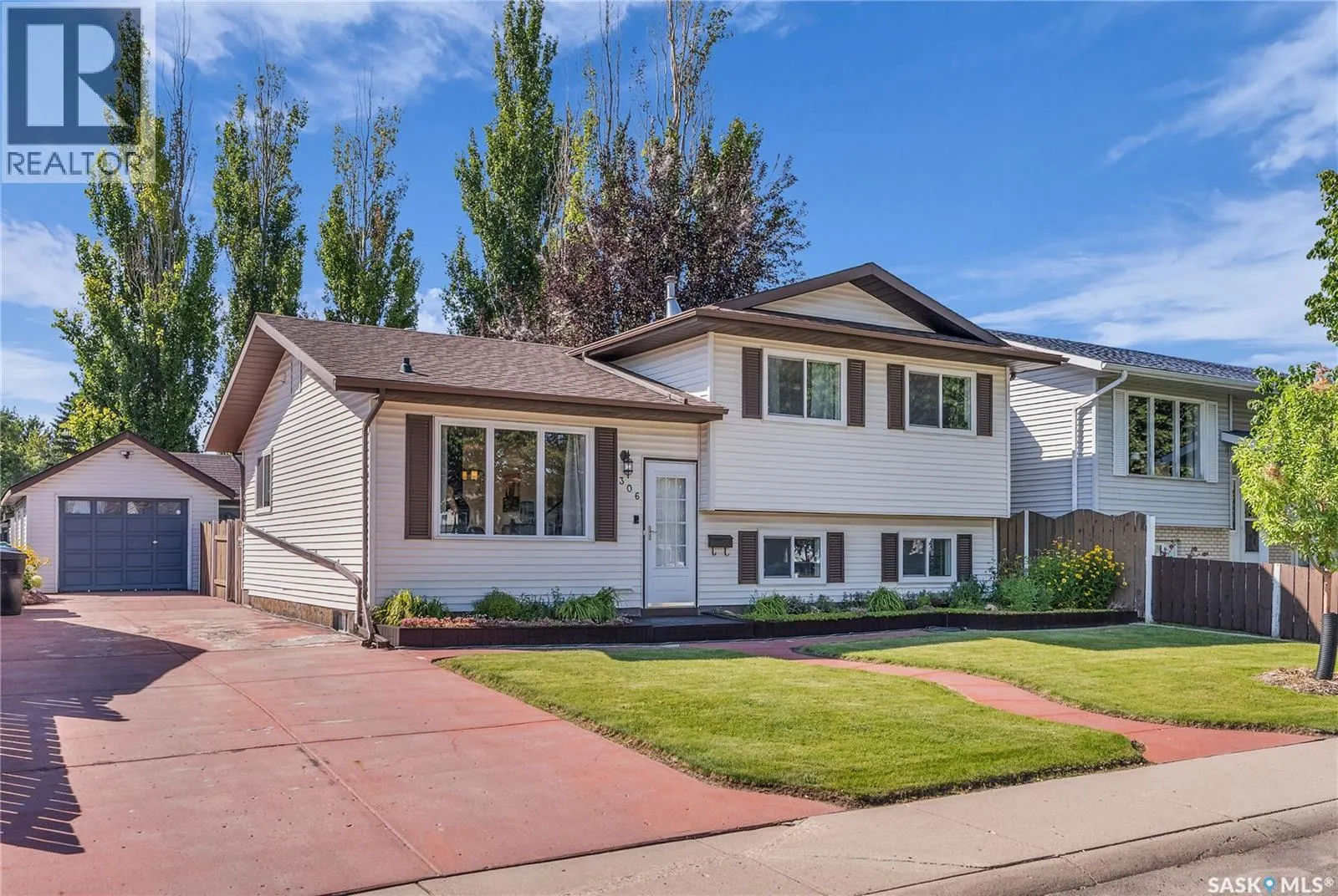 306 Bowman CRESCENT