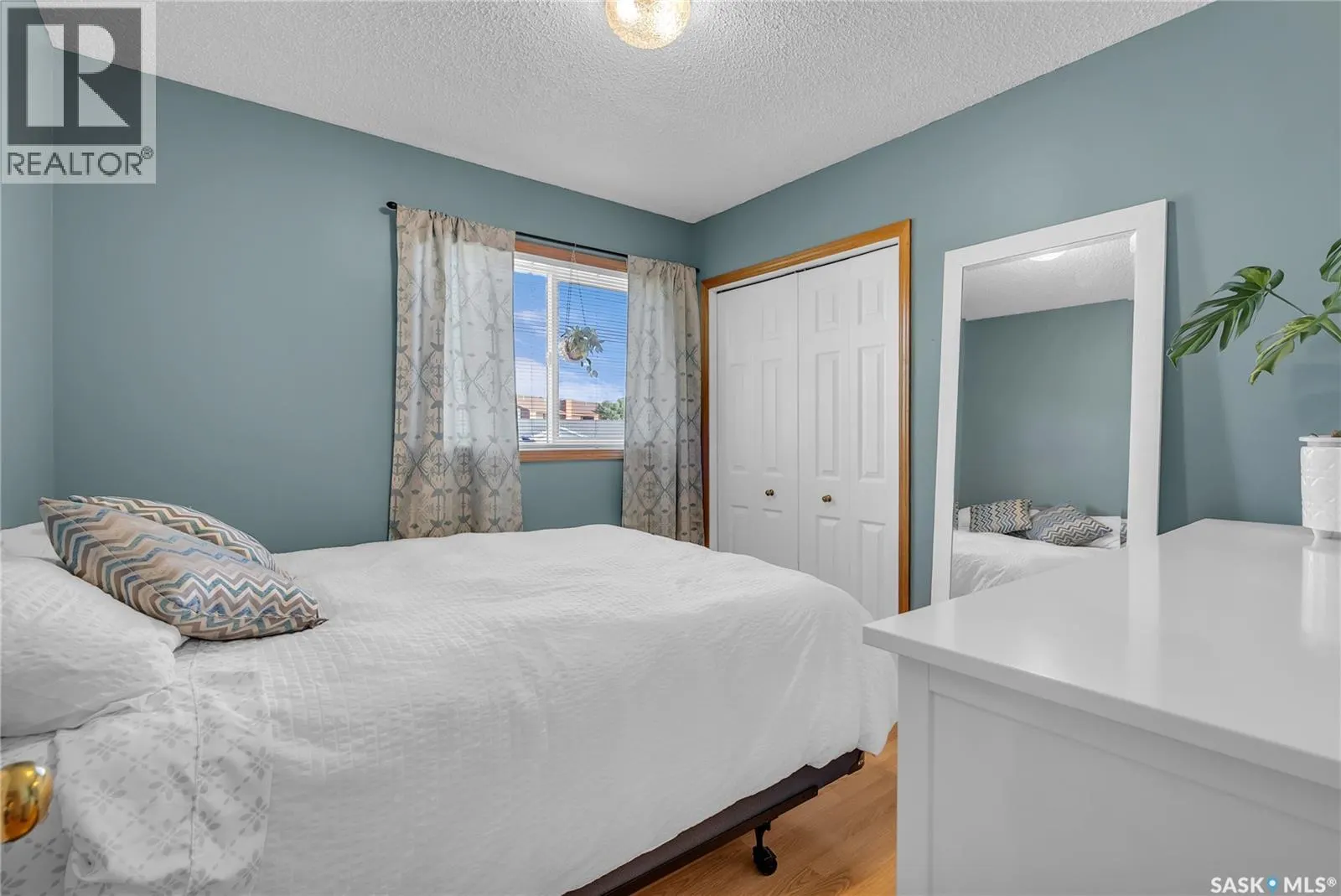 306 Bowman CRESCENT