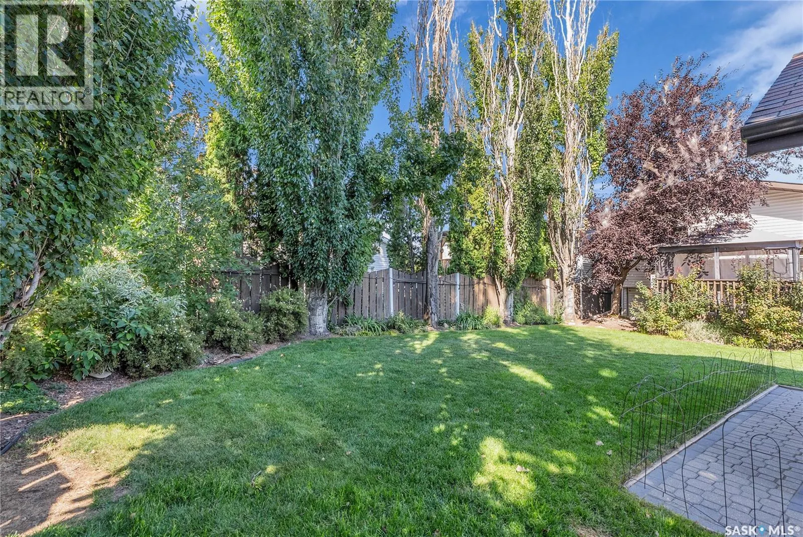 306 Bowman CRESCENT