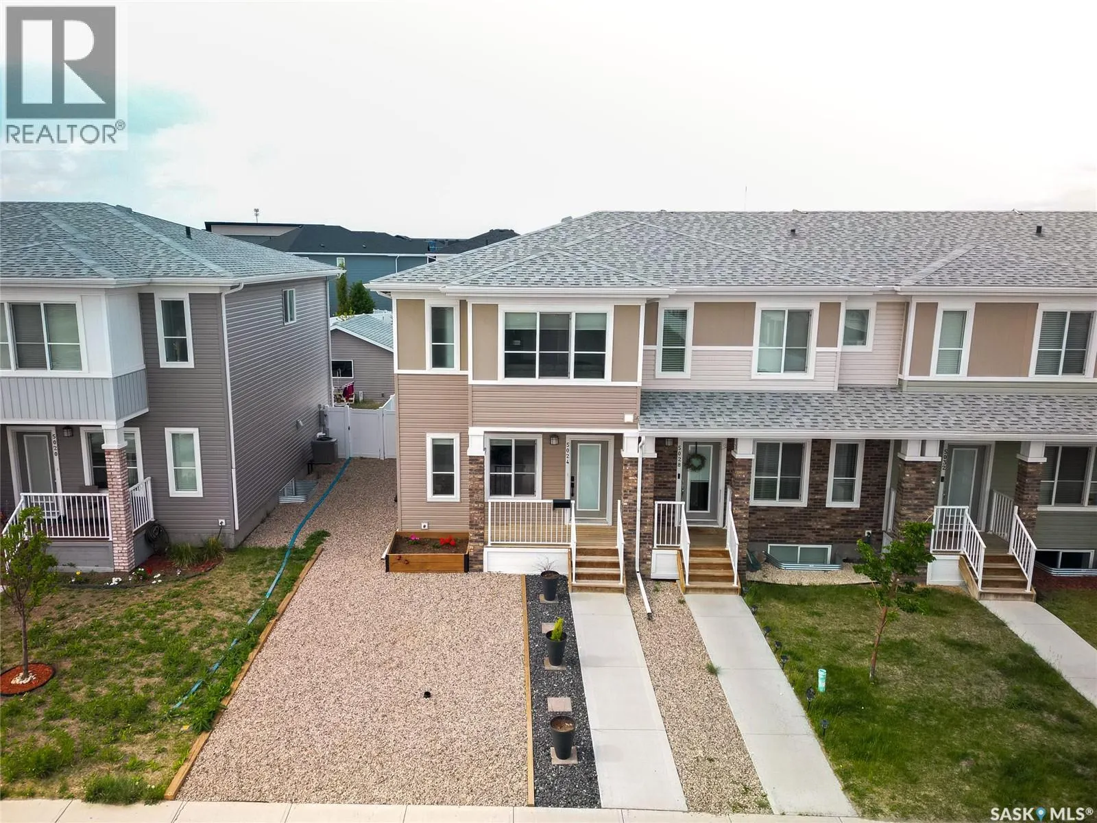 5024 Primrose Green DRIVE E