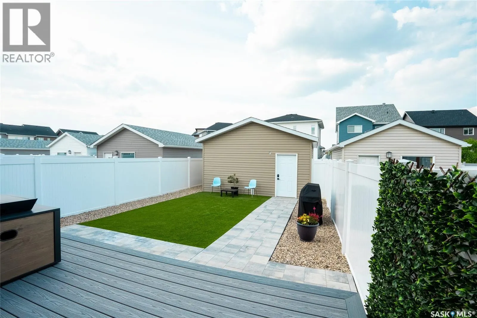 5024 Primrose Green DRIVE E