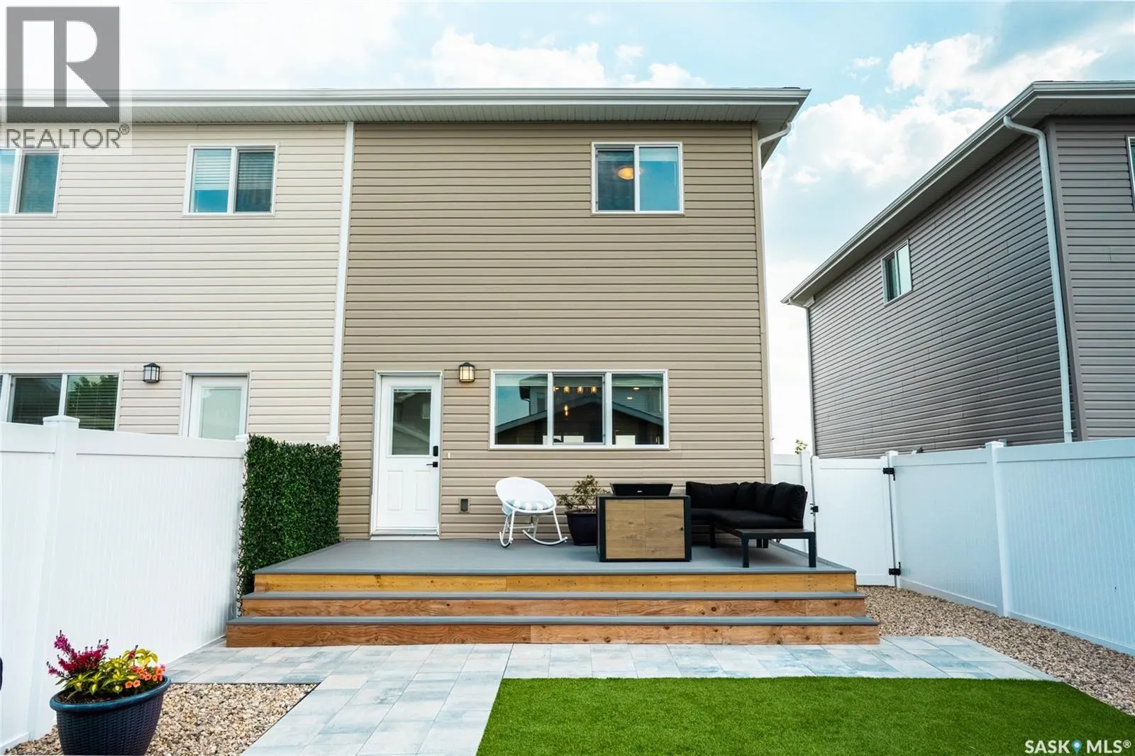 5024 Primrose Green DRIVE E