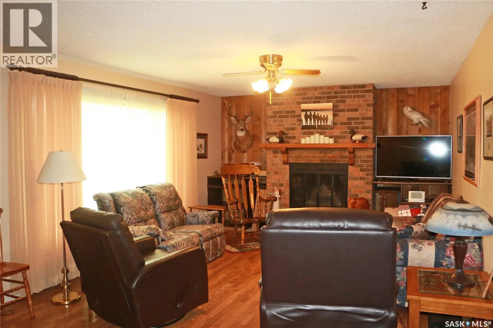 32 Howard CRESCENT