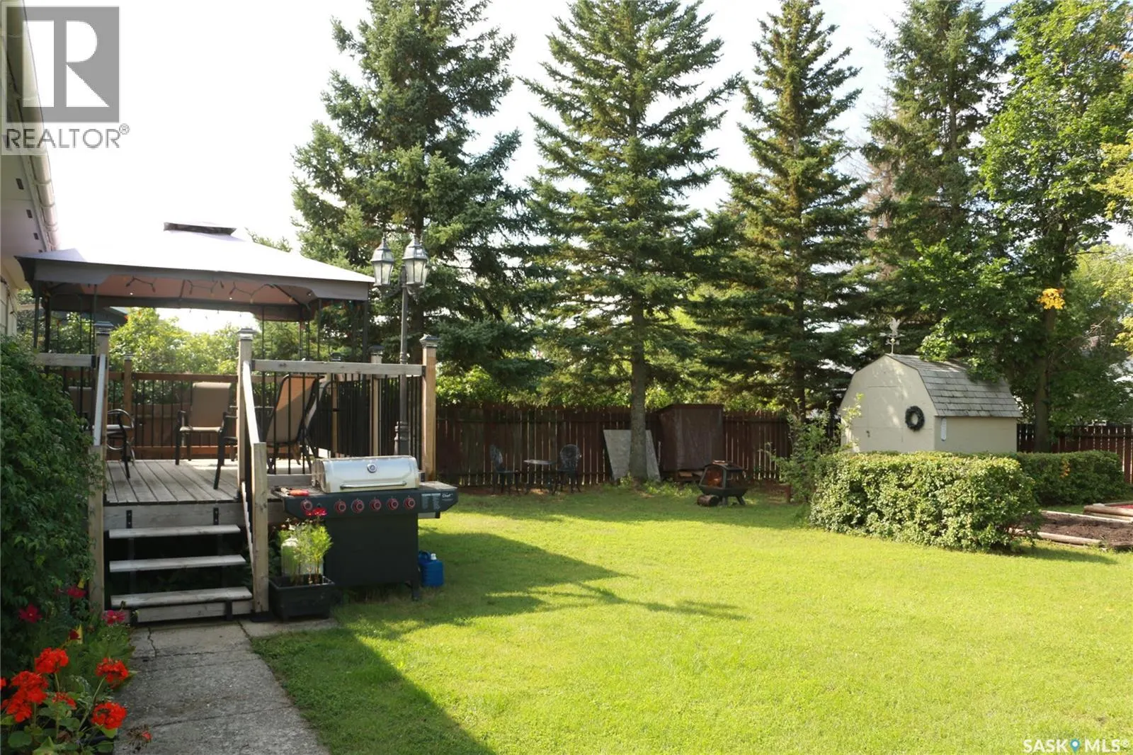 32 Howard CRESCENT