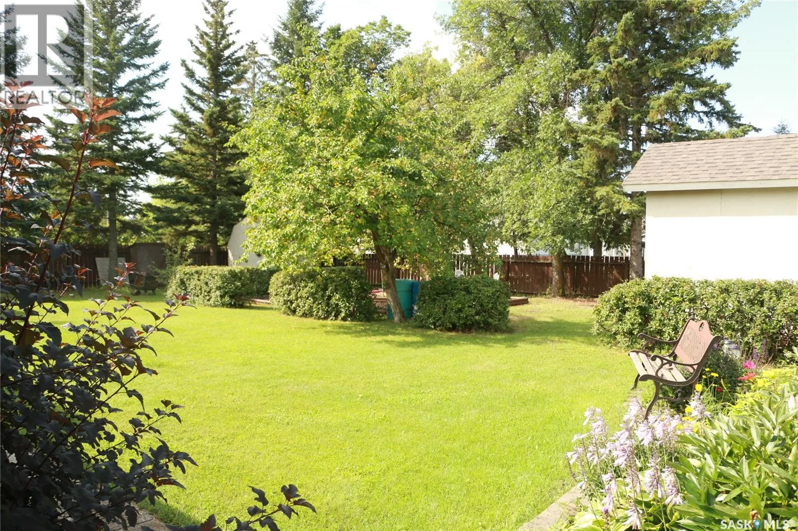 32 Howard CRESCENT