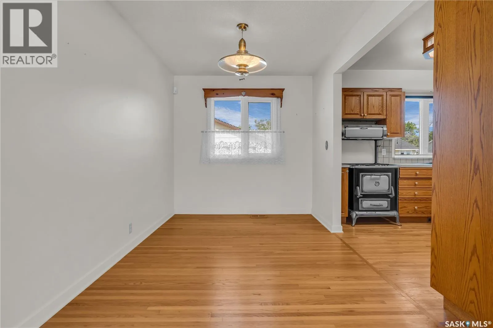 13 Lamont CRESCENT