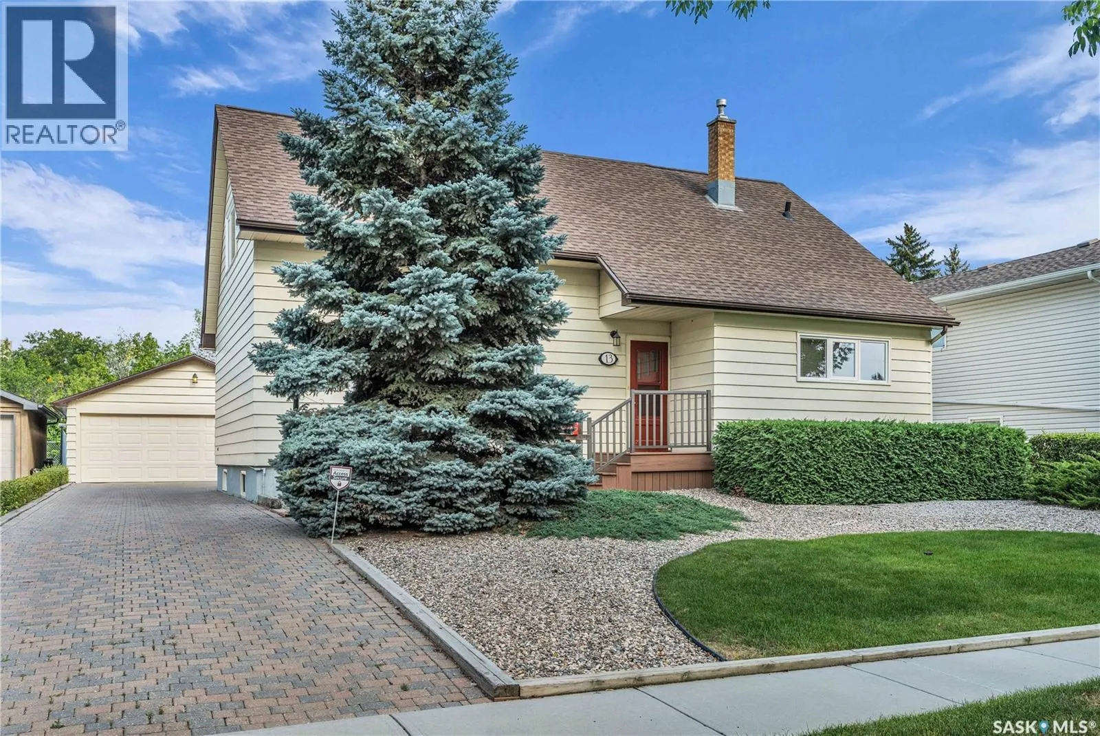 13 Lamont CRESCENT