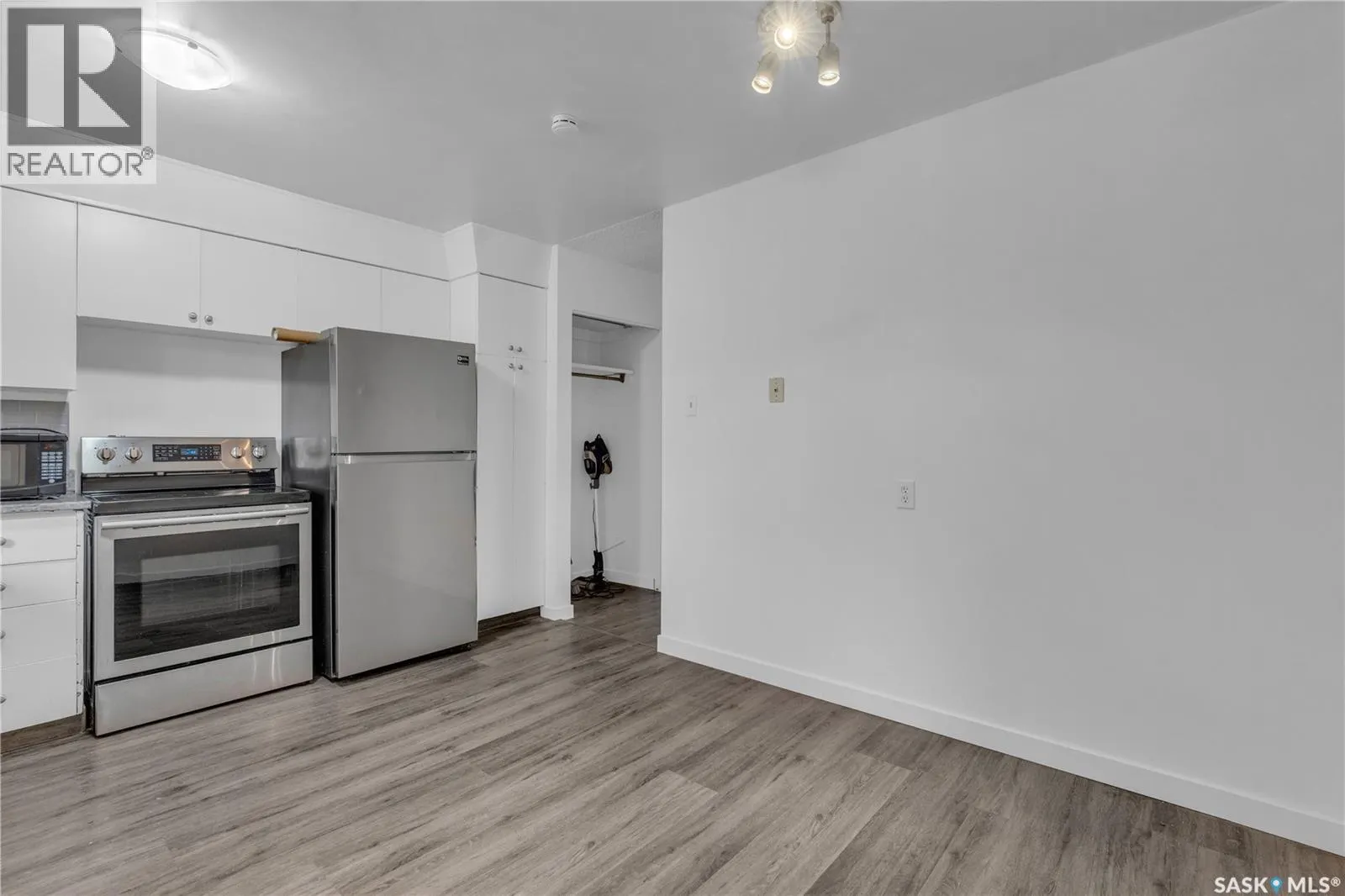 125 Fairview ROAD