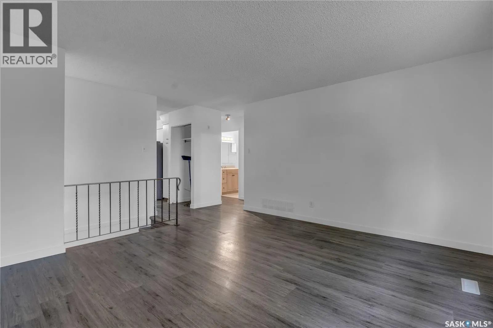 125 Fairview ROAD