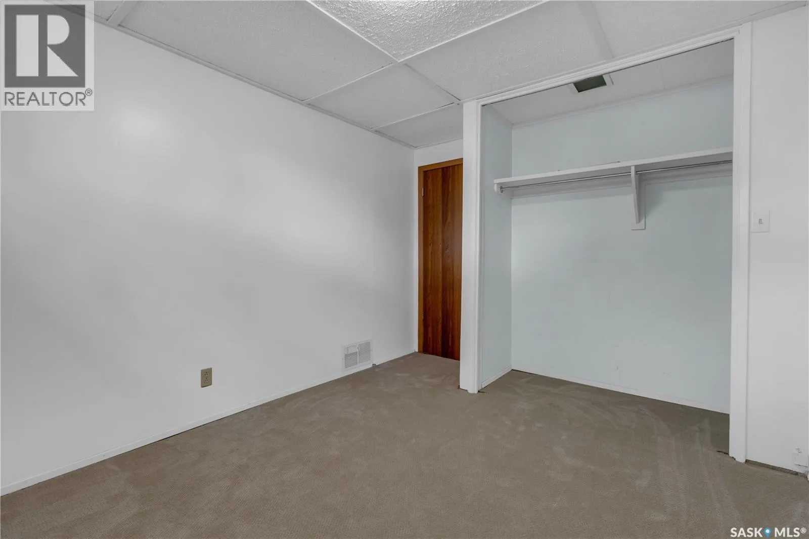 125 Fairview ROAD