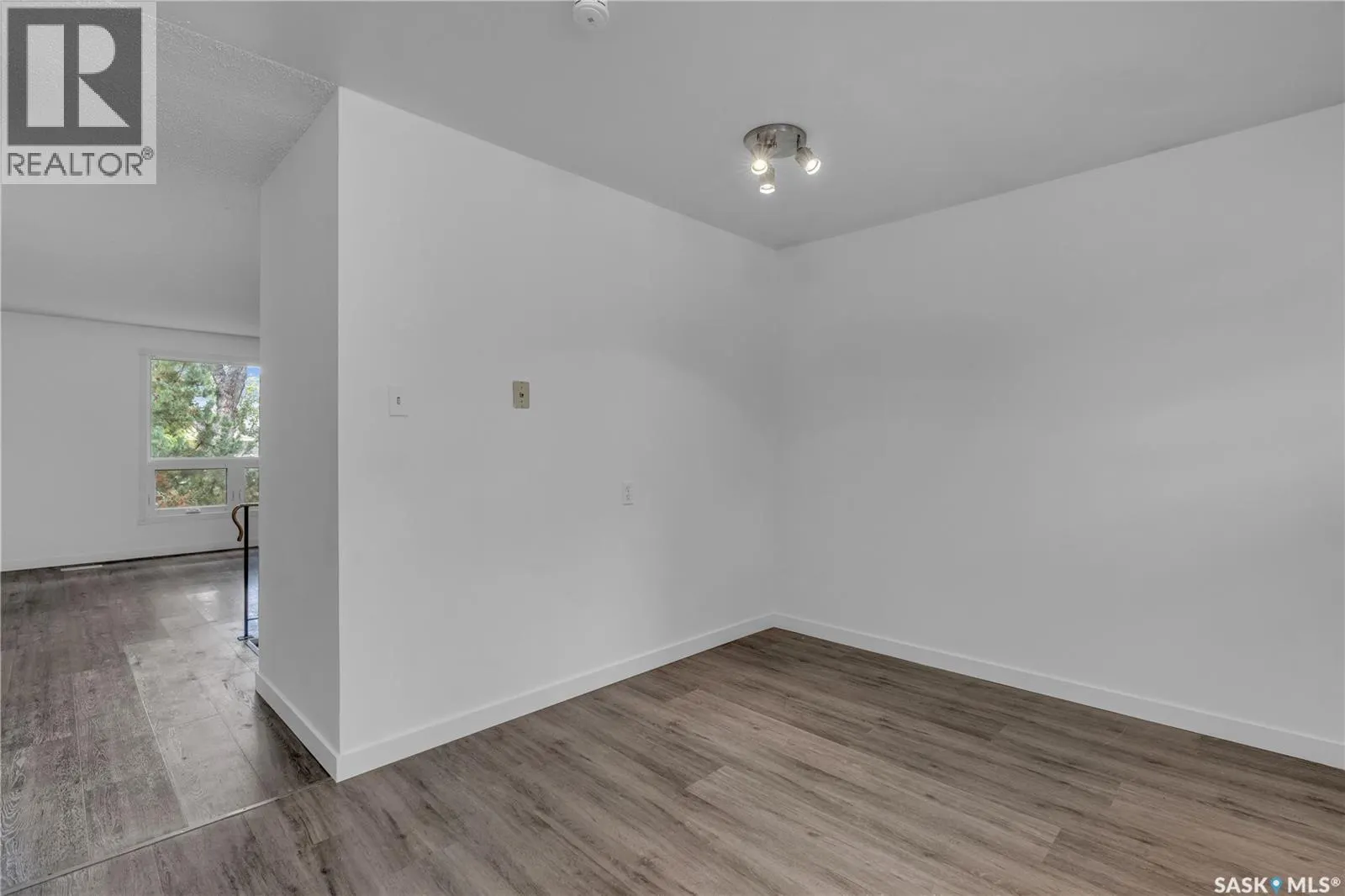 125 Fairview ROAD