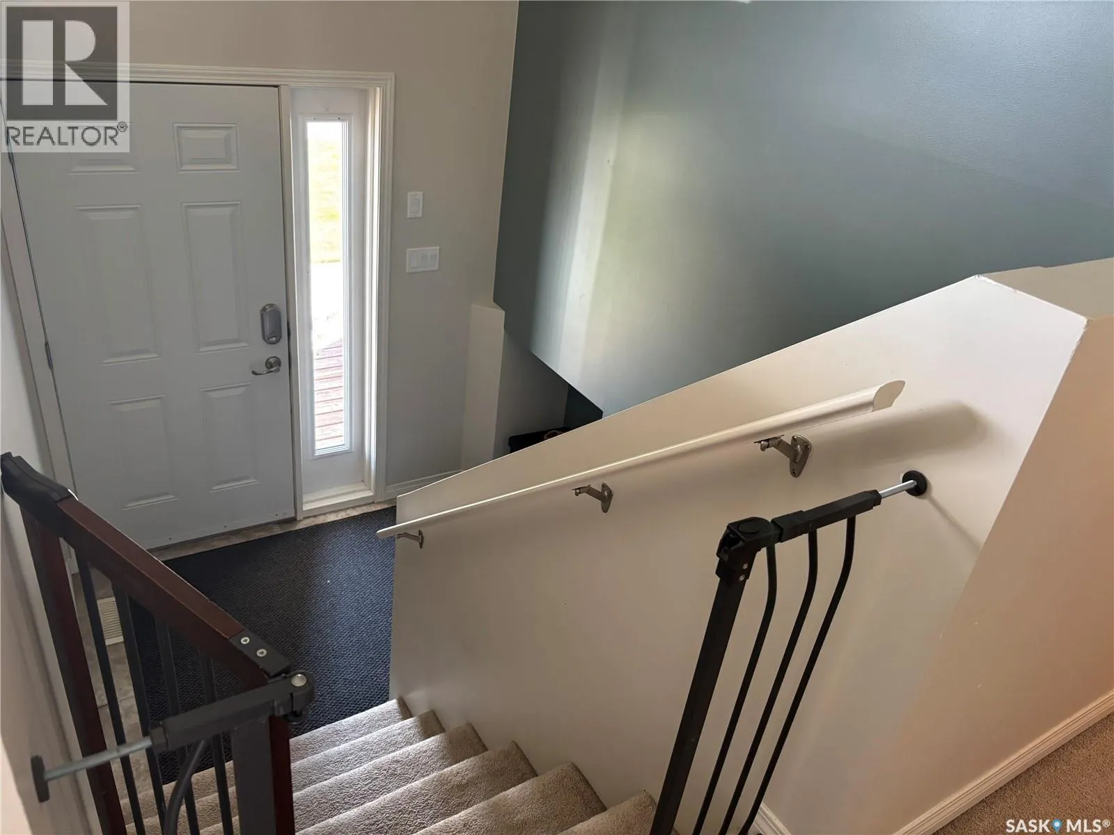 813 Lochwood PLACE