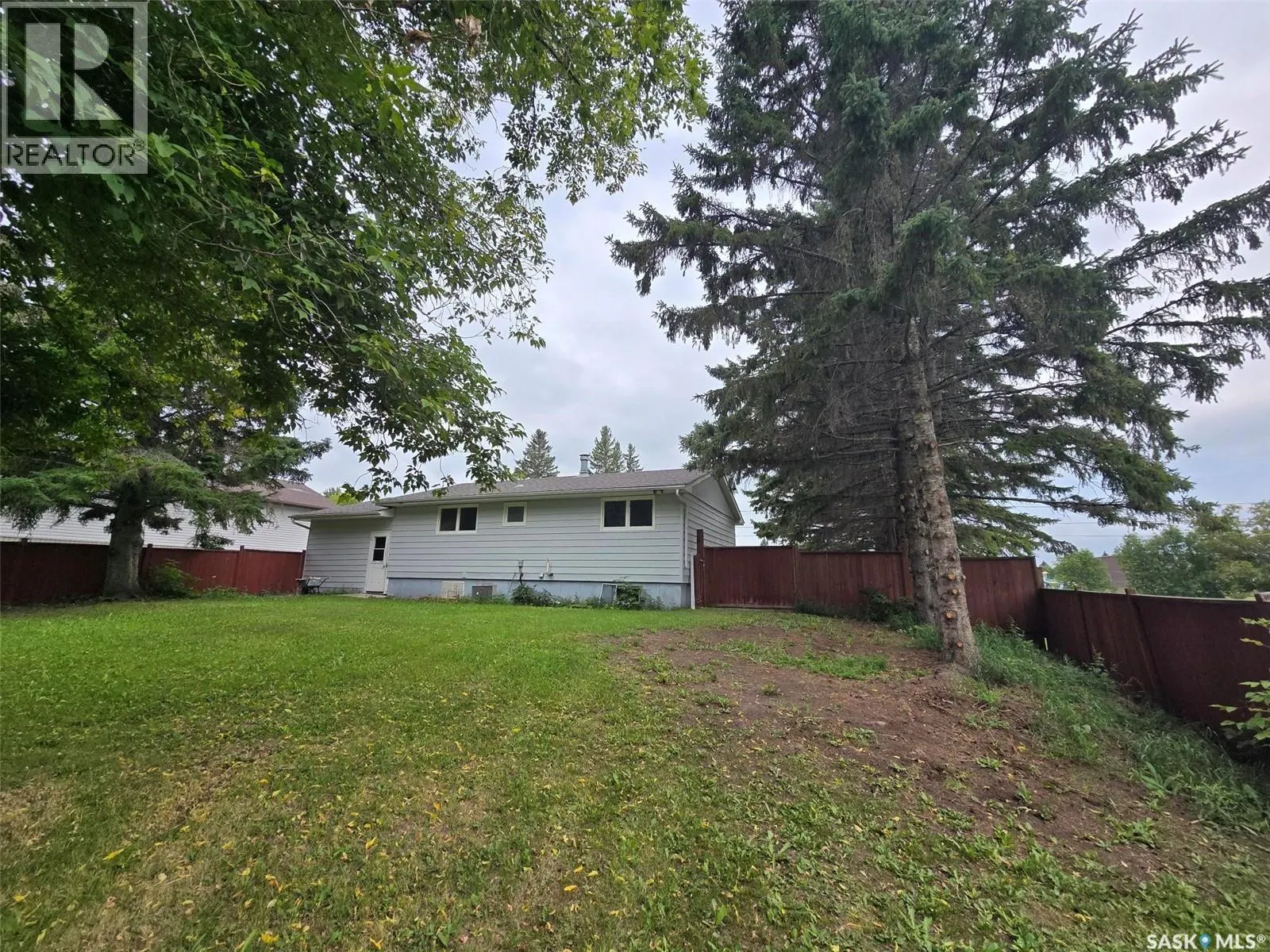 919 Southesk STREET