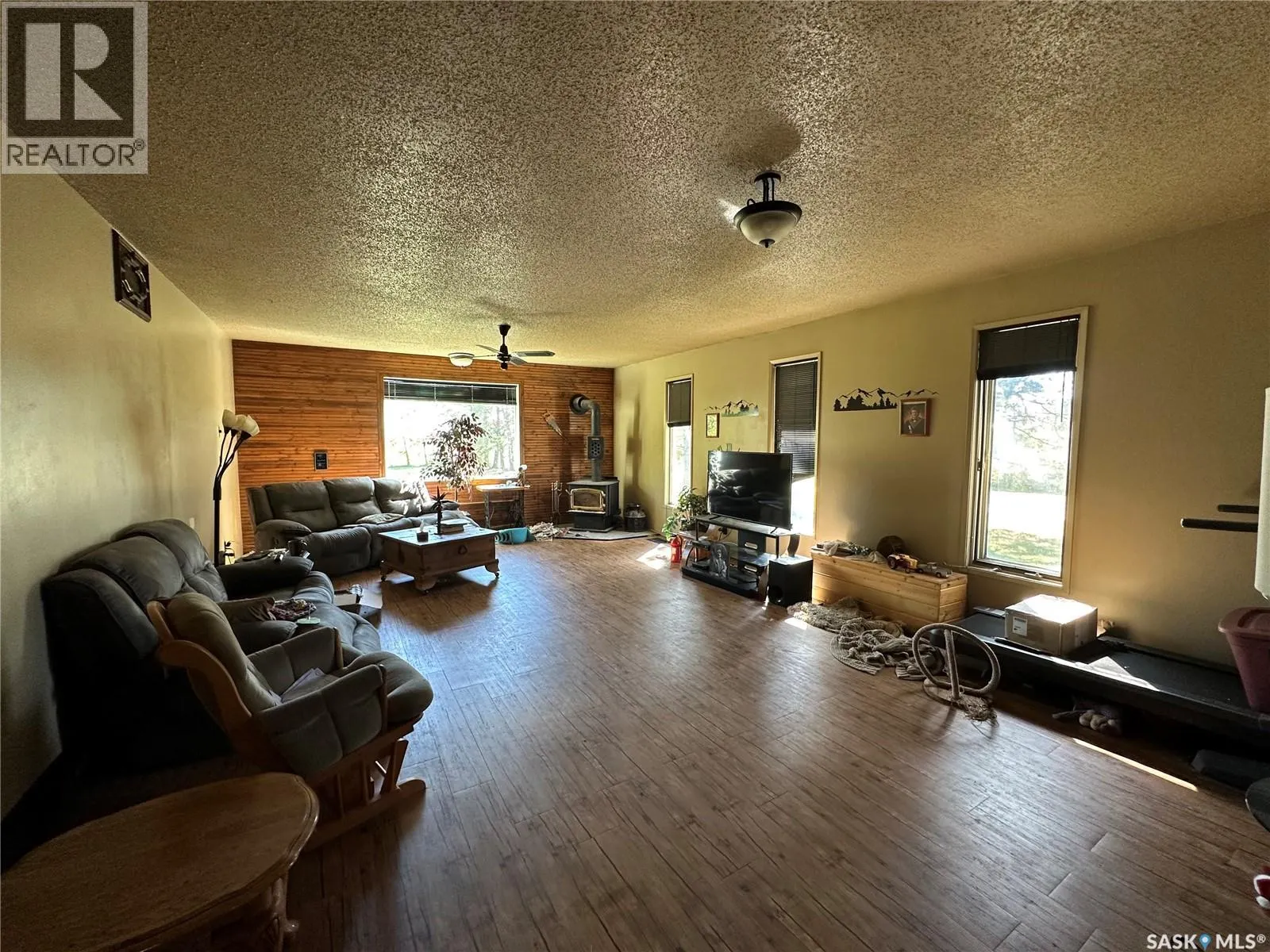 Todoschuk Acreage