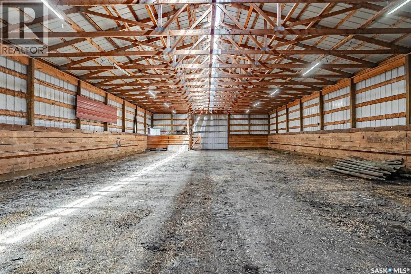 Hanley Area Farmland & Acreage