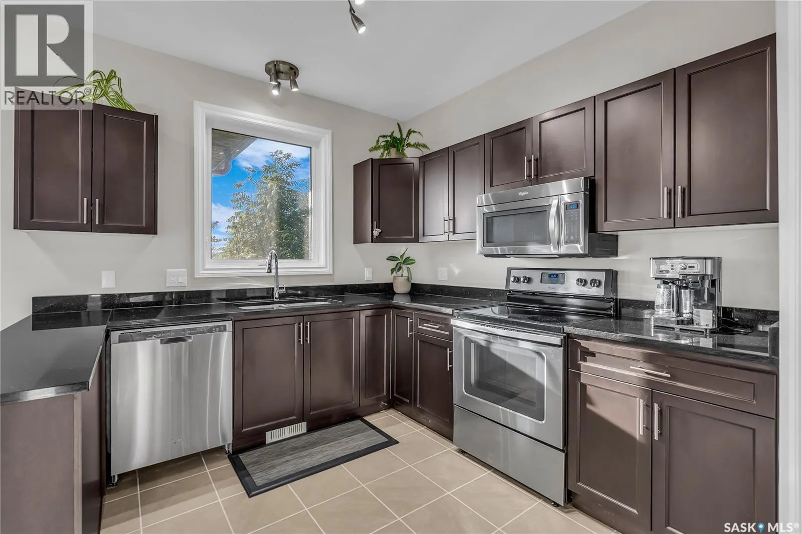 14 118 Hampton CIRCLE